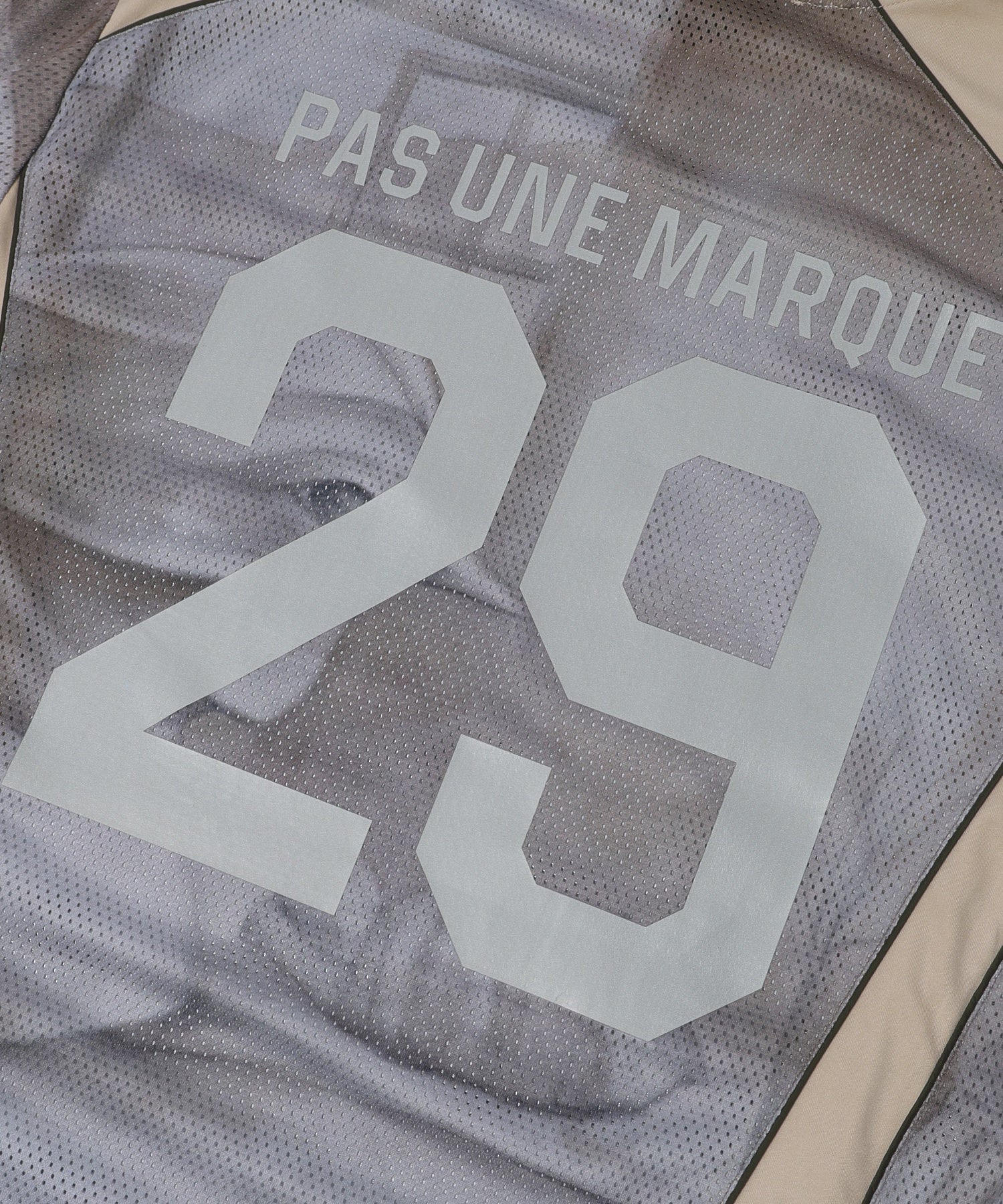 PAS UNE MARQUE/パ・ズュヌ・マルク/MESH TEE WITH PRINT PAS-697