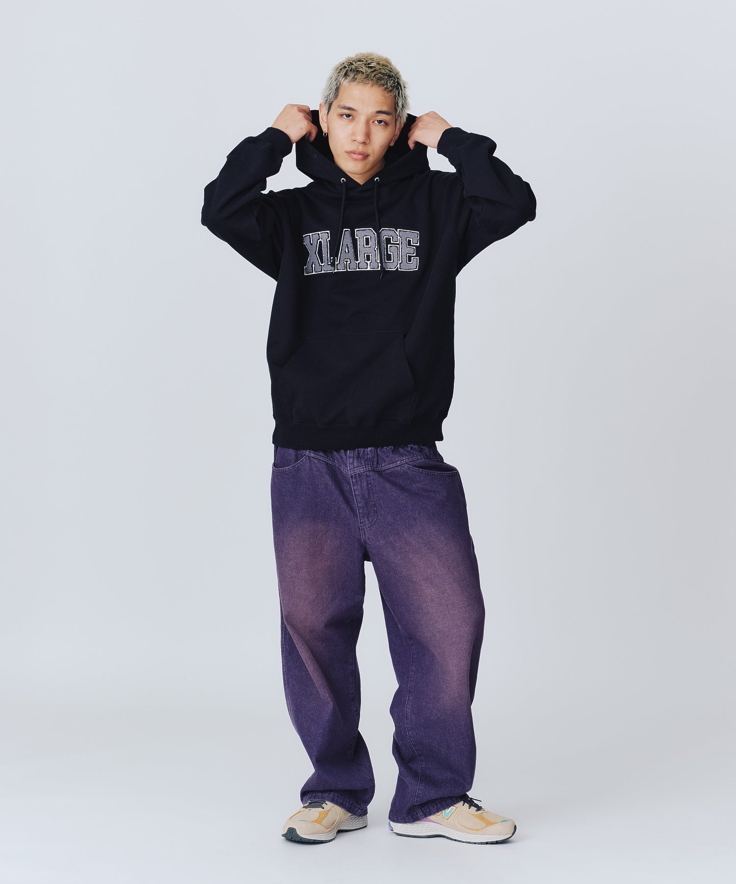 ARCH LOGO HOODED SWEATSHIRT