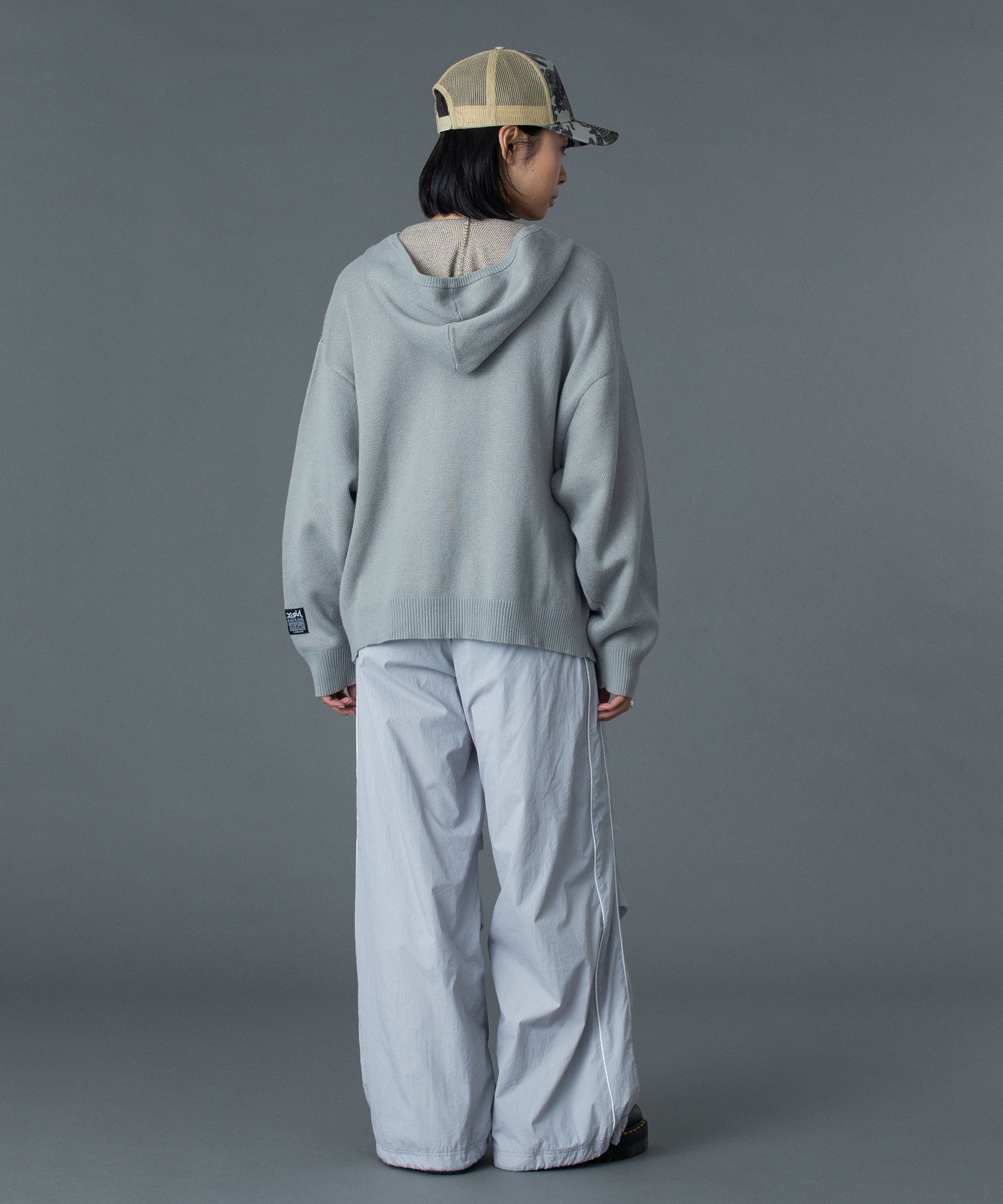 FACE LABEL TRACK PANTS