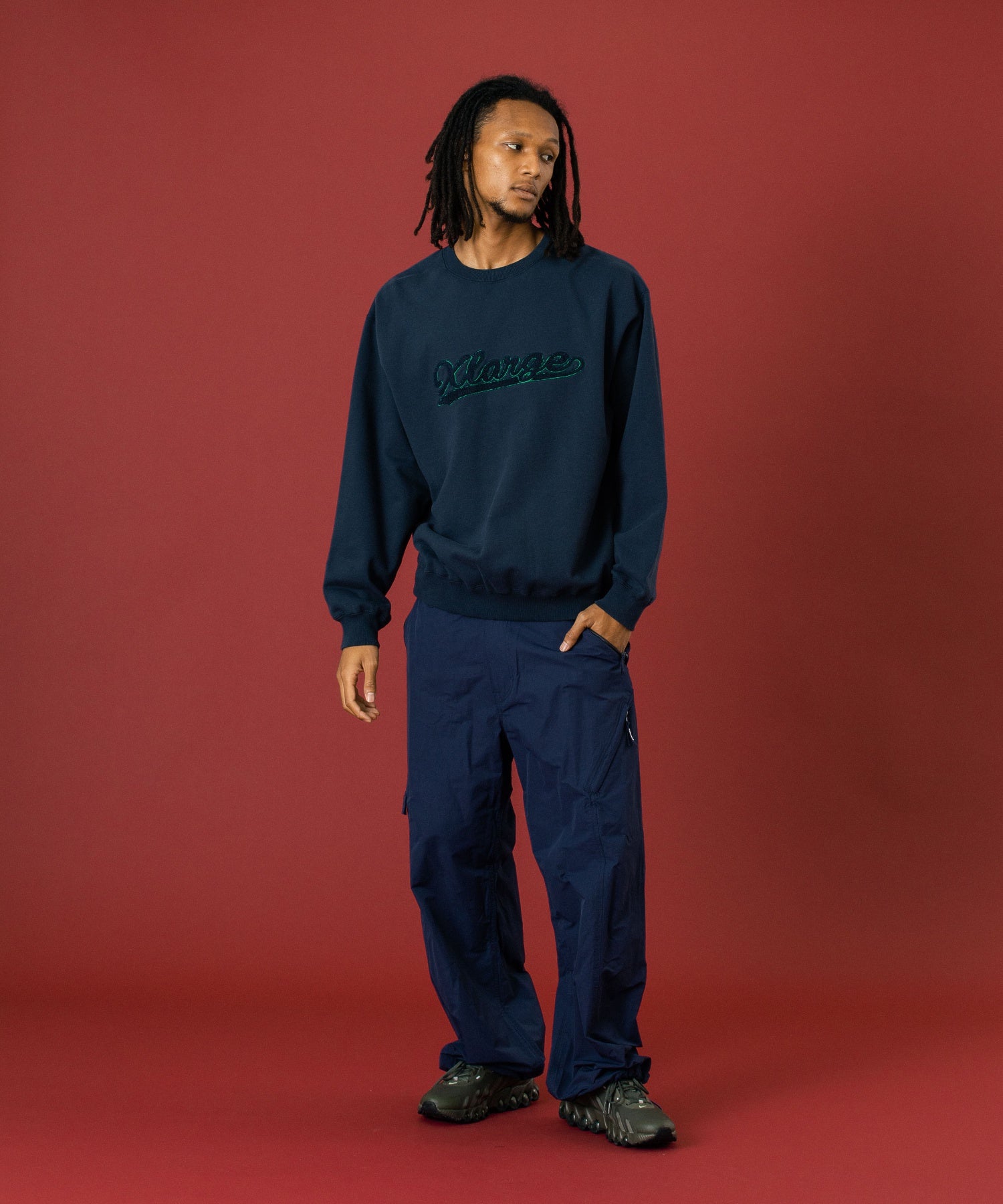 CHENILLE LOGO CREWNECK SWEATSHIRT