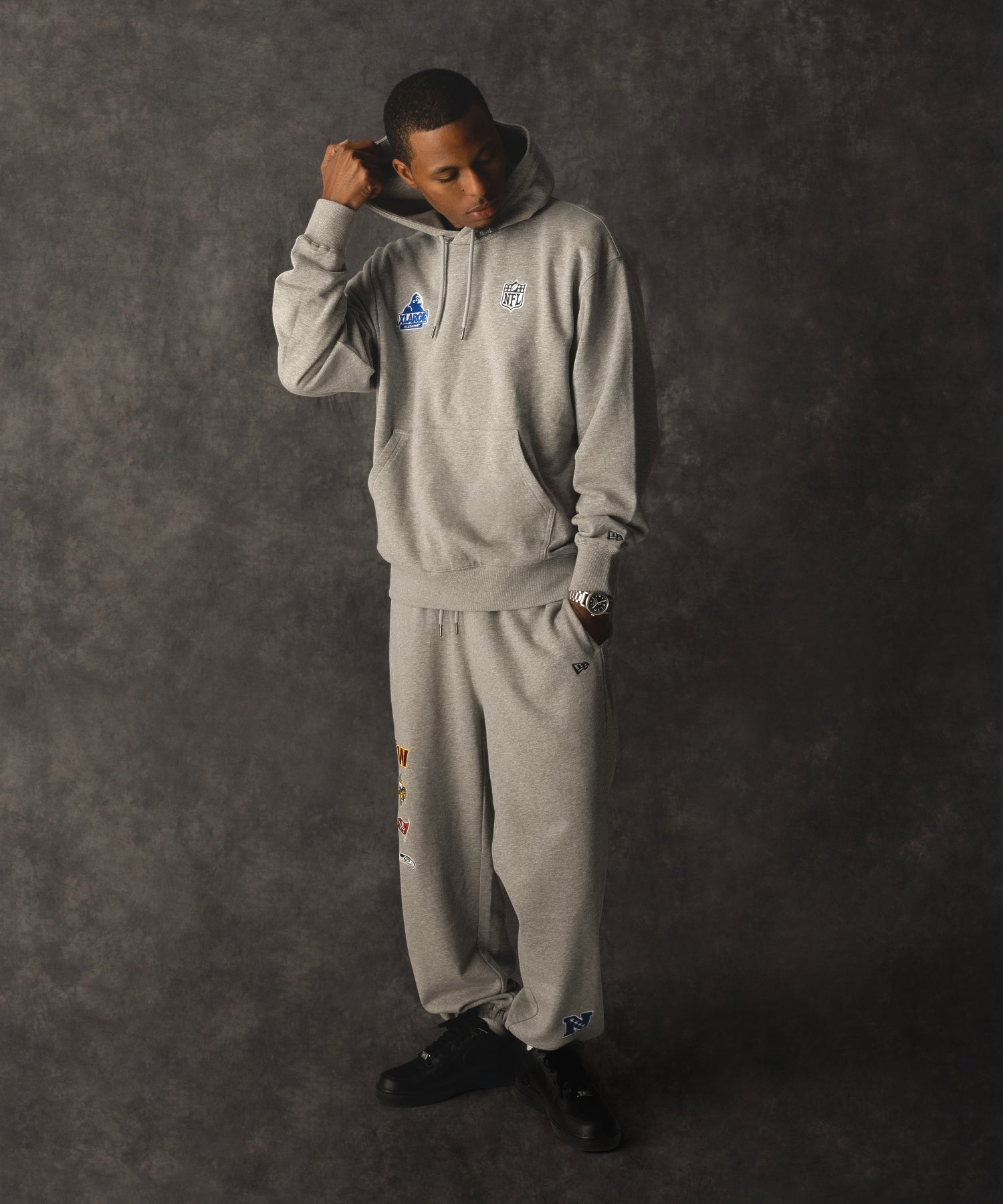 XLARGE×NEW ERA×NFL PULLOVER HOODED SWEAT SHIRT