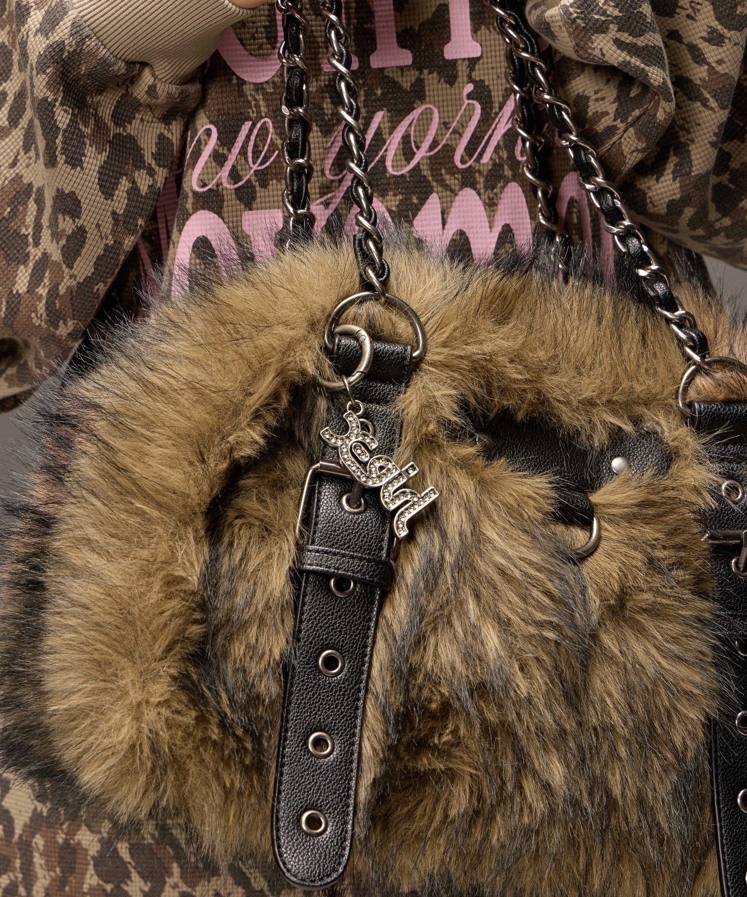 FAUX FUR CHAIN BAG
