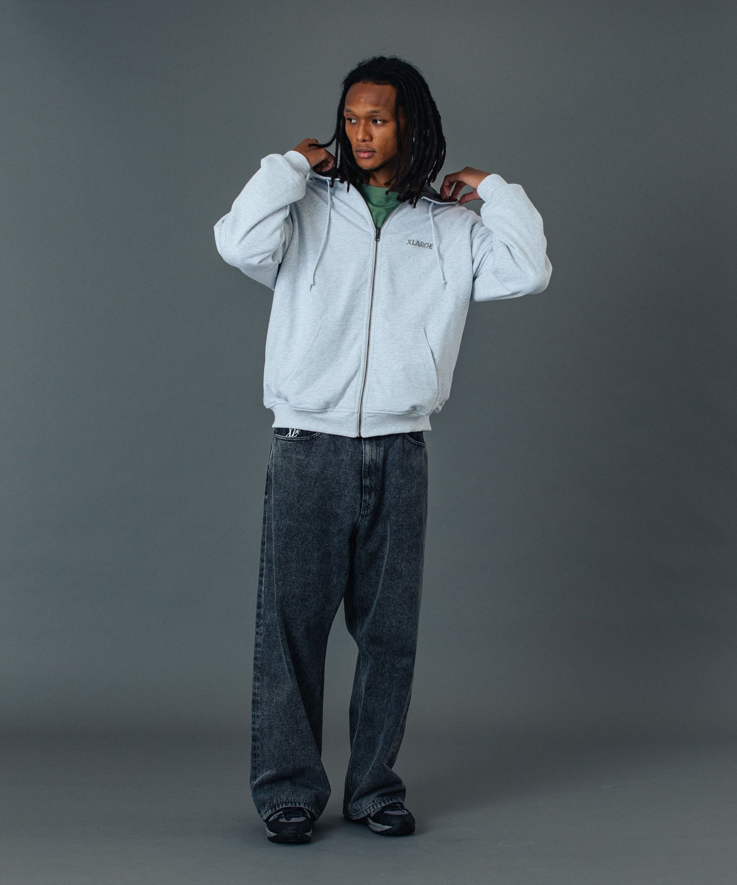 EMBOSSED DENIM PANTS