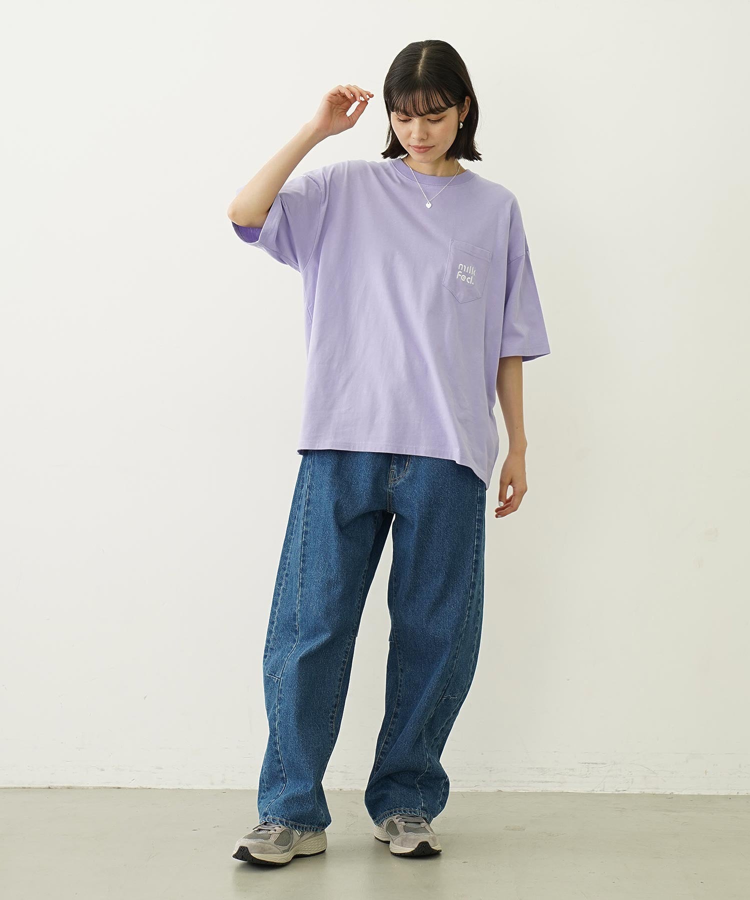 CUT OUT LOGO POCKET WIDE S/S TEE