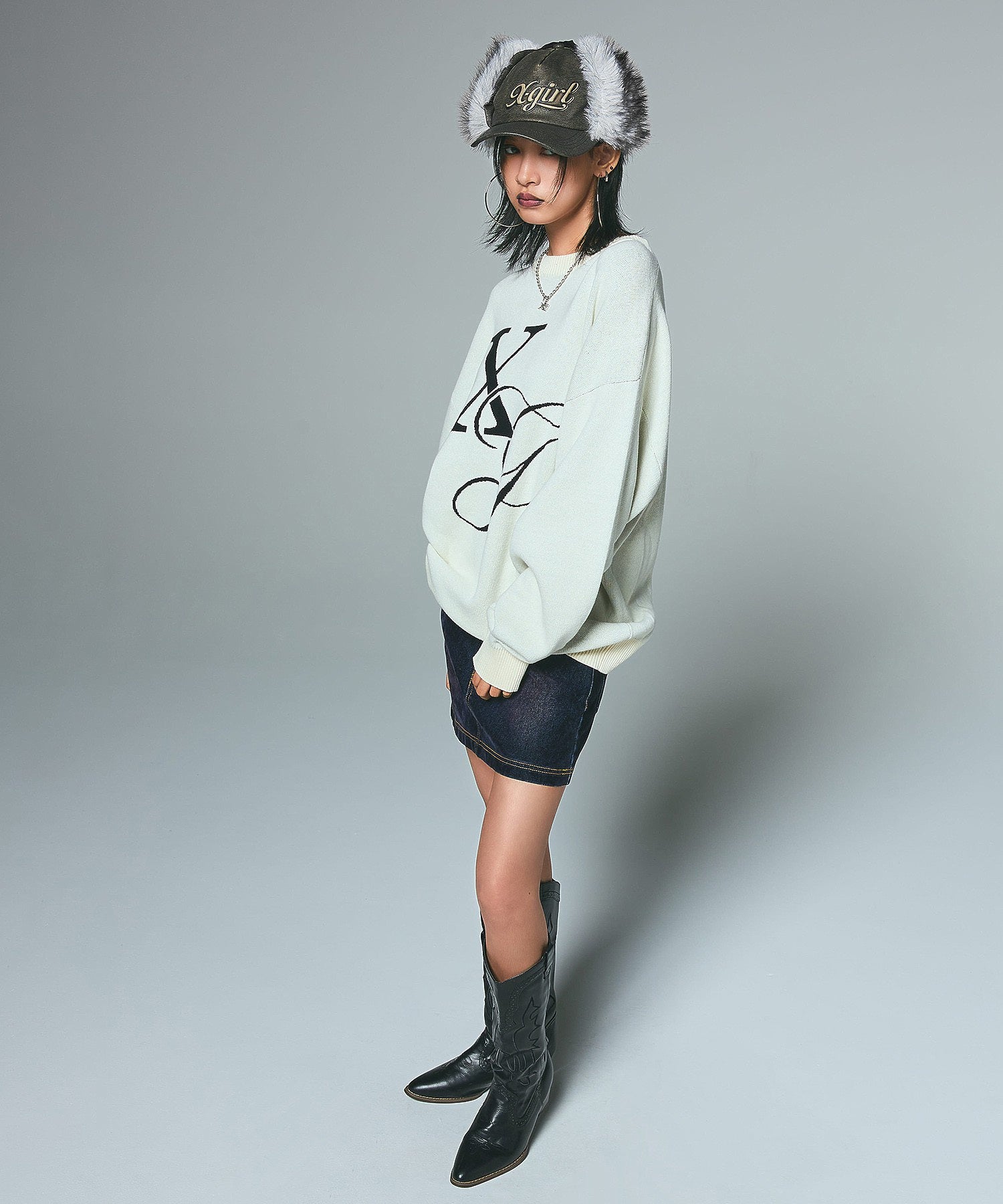 EMBOSSED LOGO PATCH EARFLAP CAP