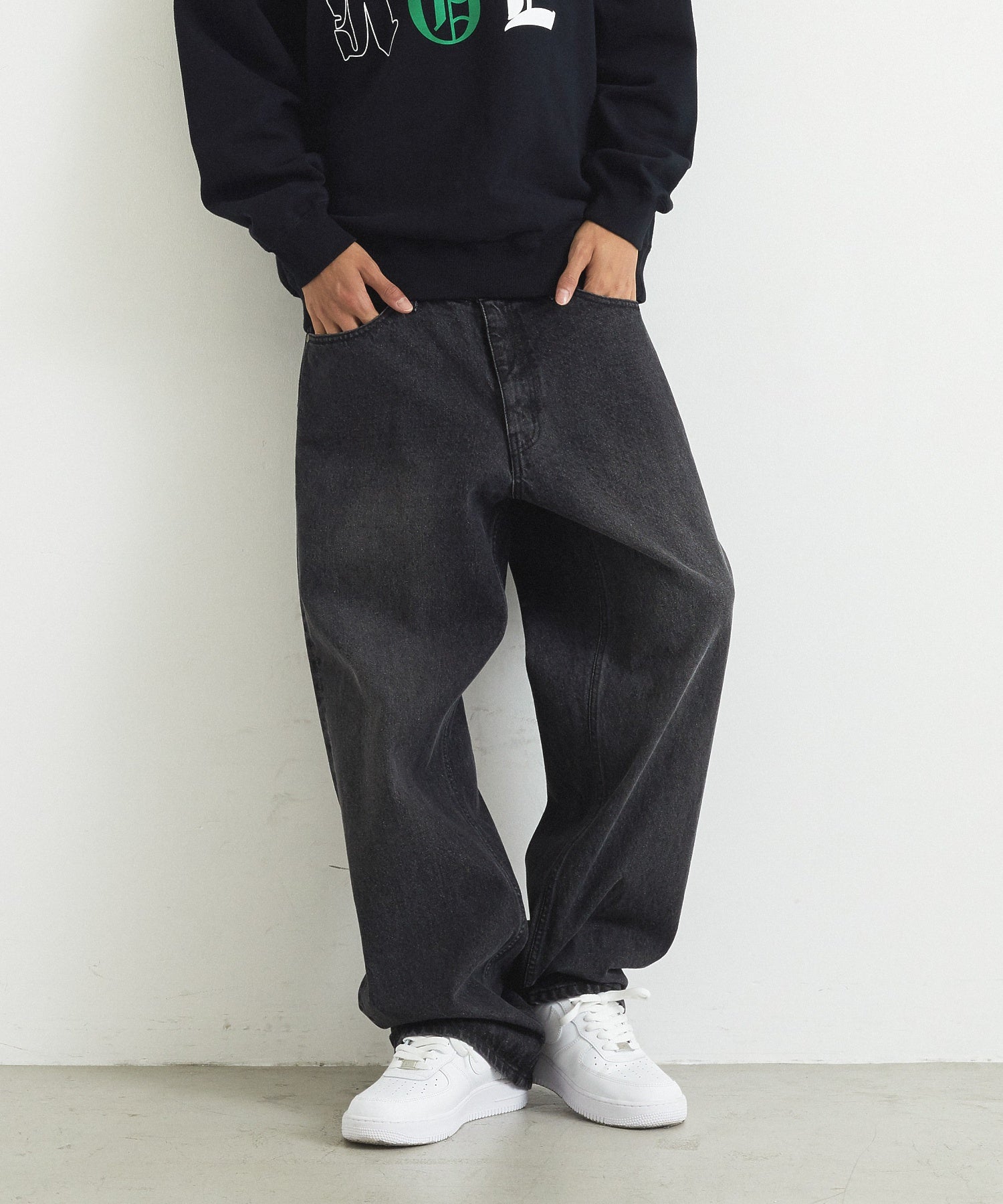 MODEL身長：183cm / 着用サイズ：34inch