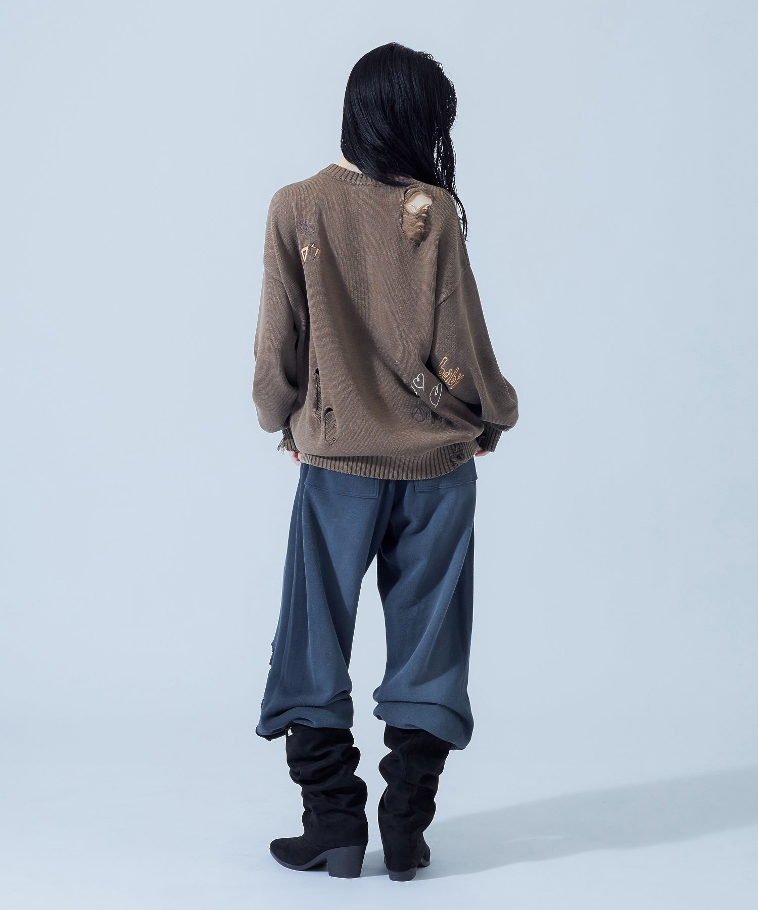 GRAFFITI LOGO DISTRESSED KNIT TOP