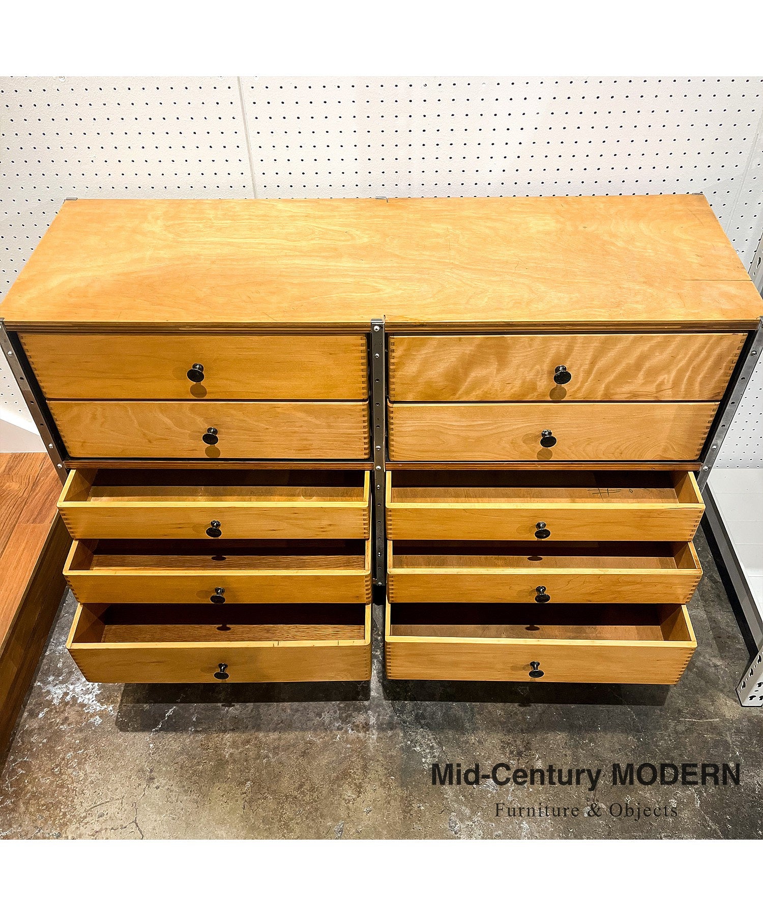 Eames Storage Units Series（ESU-200）/ 2nd Model / Vintage