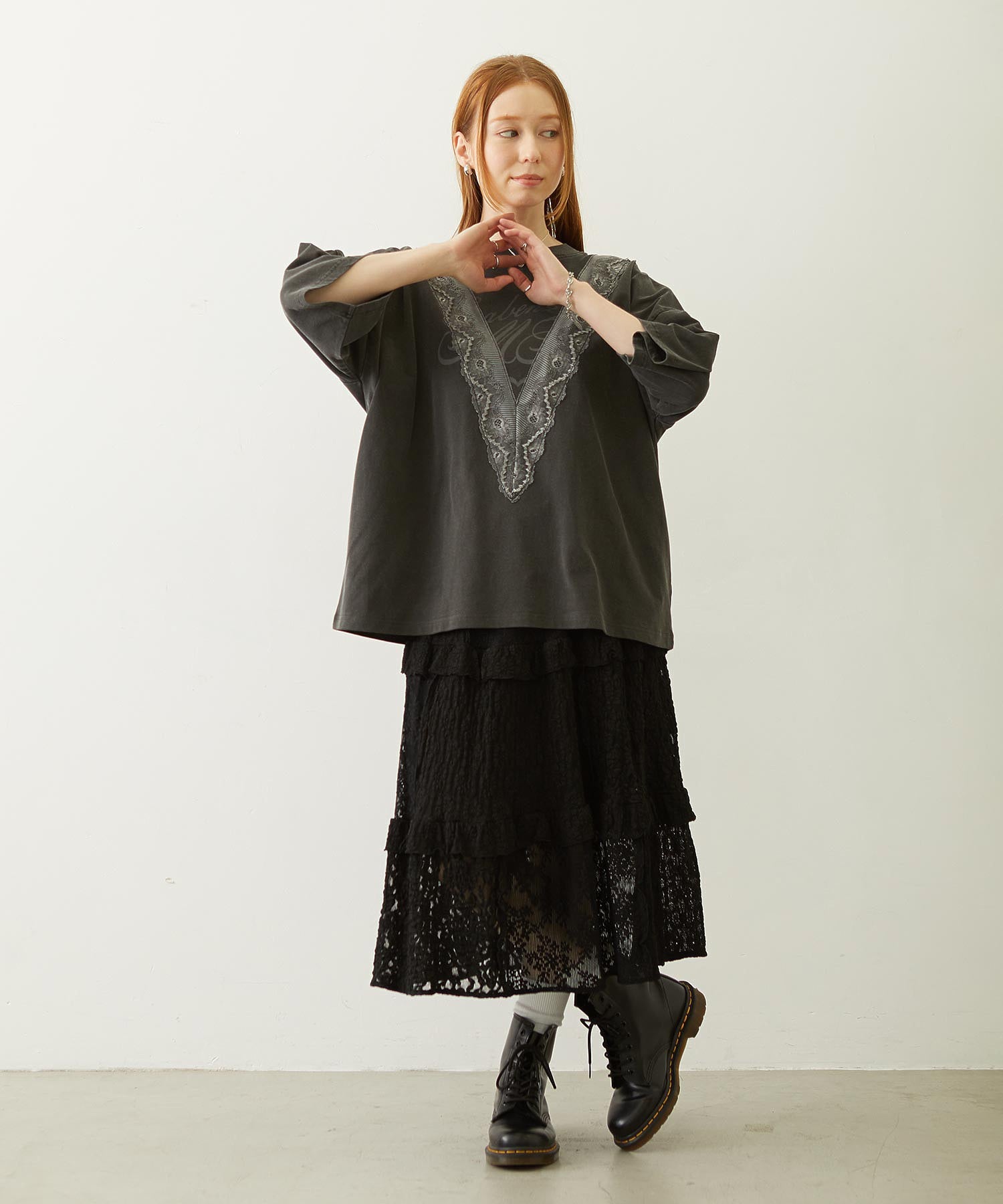 LACE S/S TOP