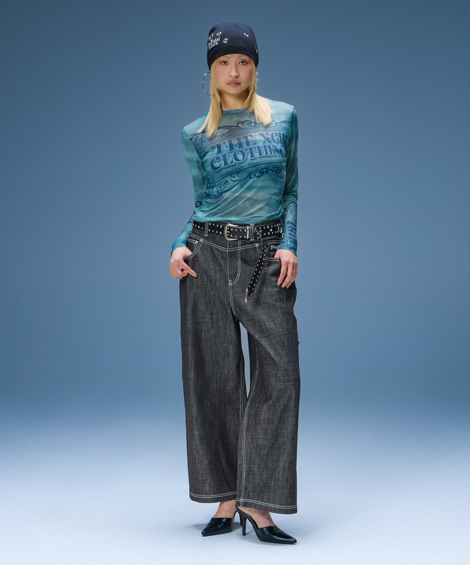 ORNAMENT LOGO MESH TOP