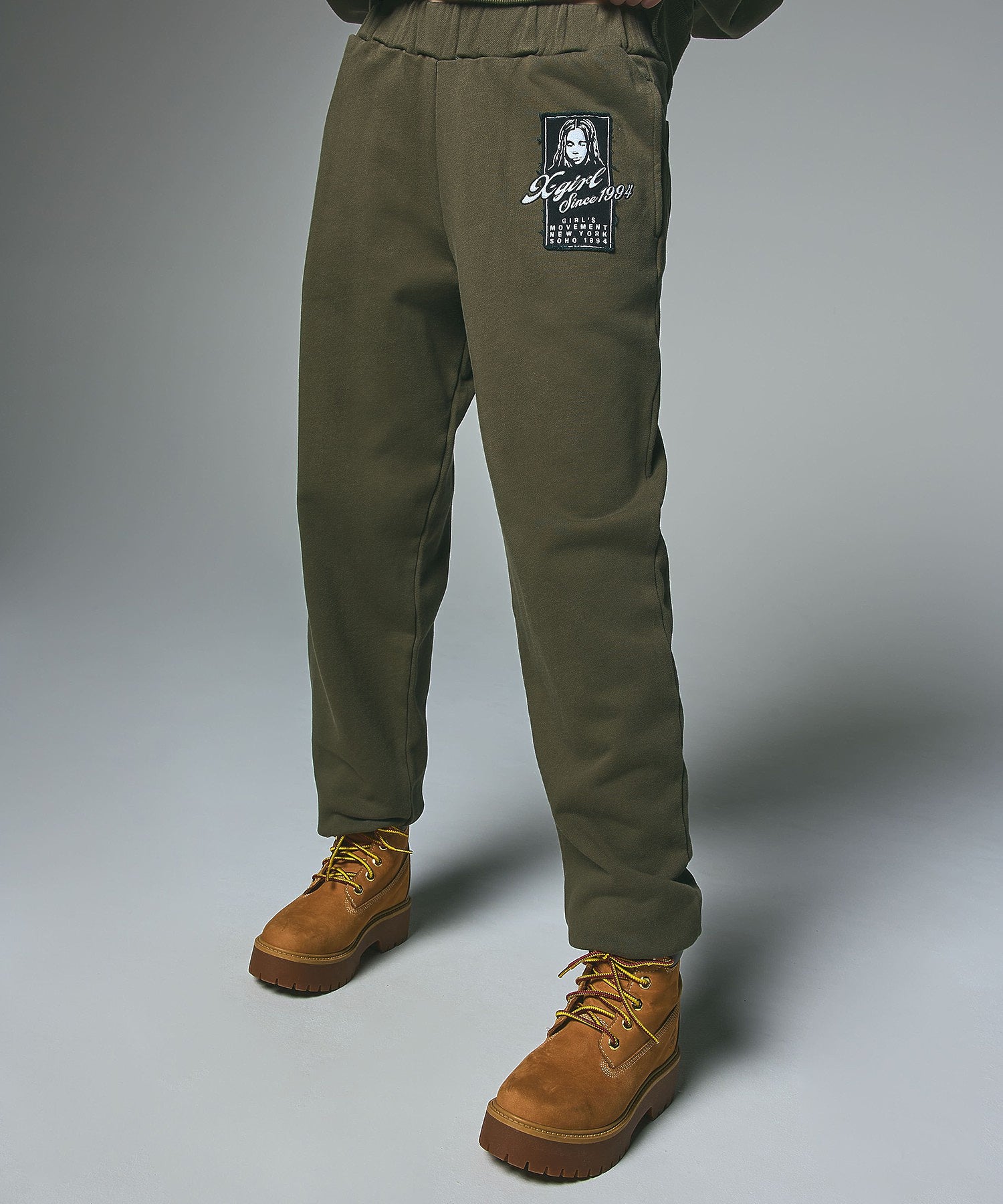 FACE BOX PATCH SWEAT PANTS