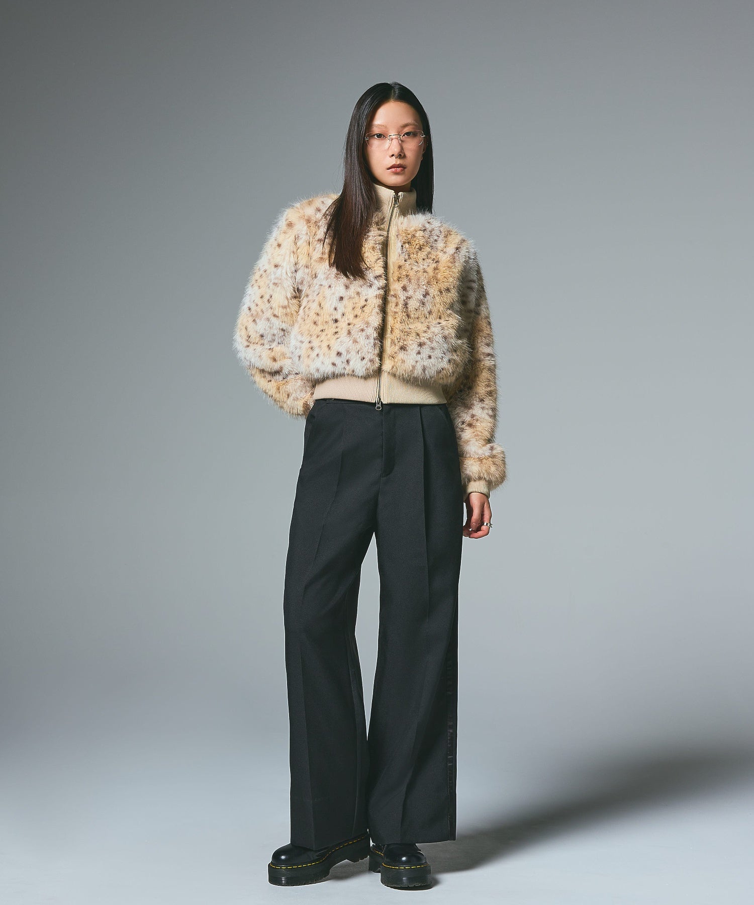WAIST ADJUSTABLE WIDE TUCK PANTS