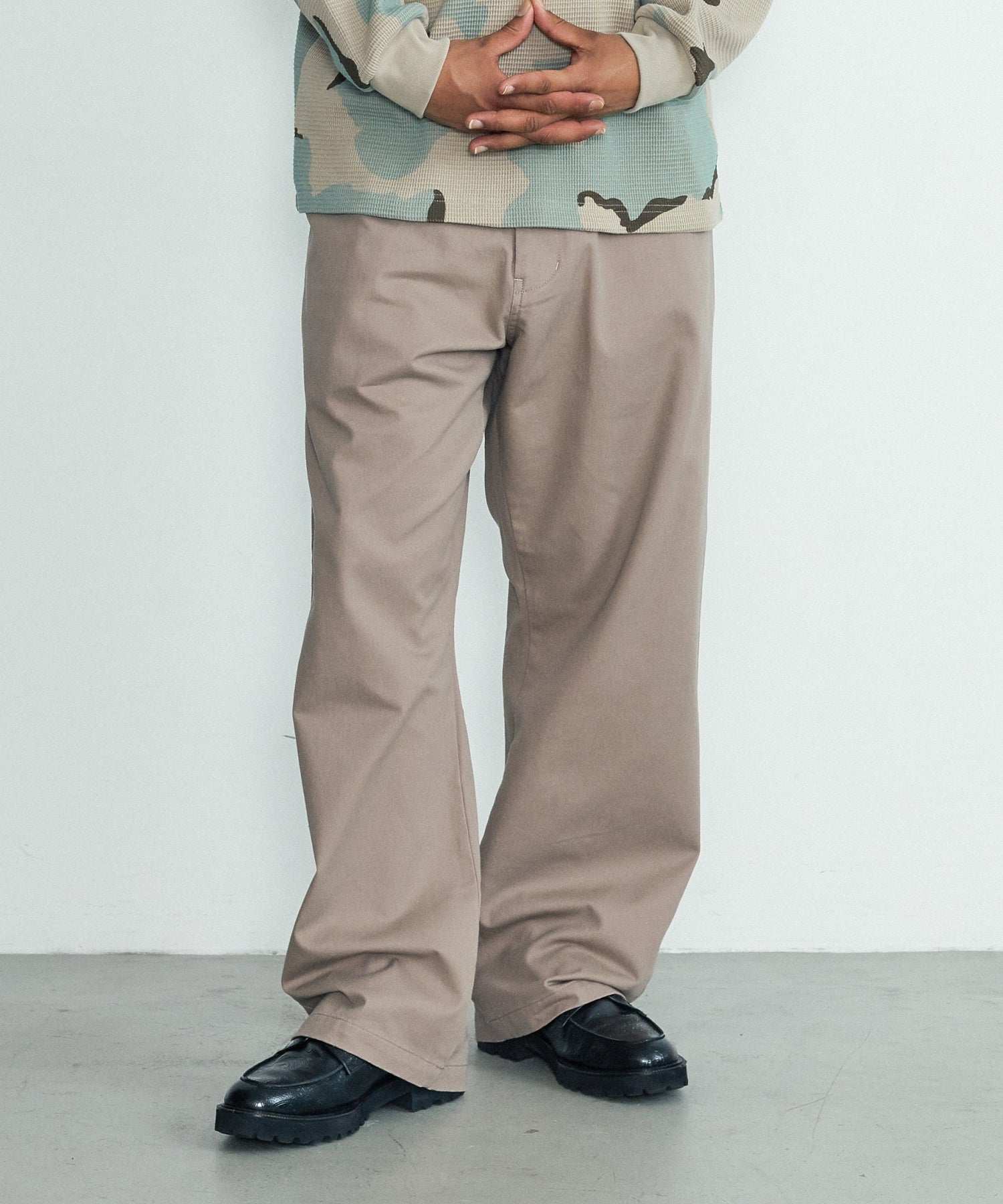 MODEL身長：170cm / 着用サイズ：34inch