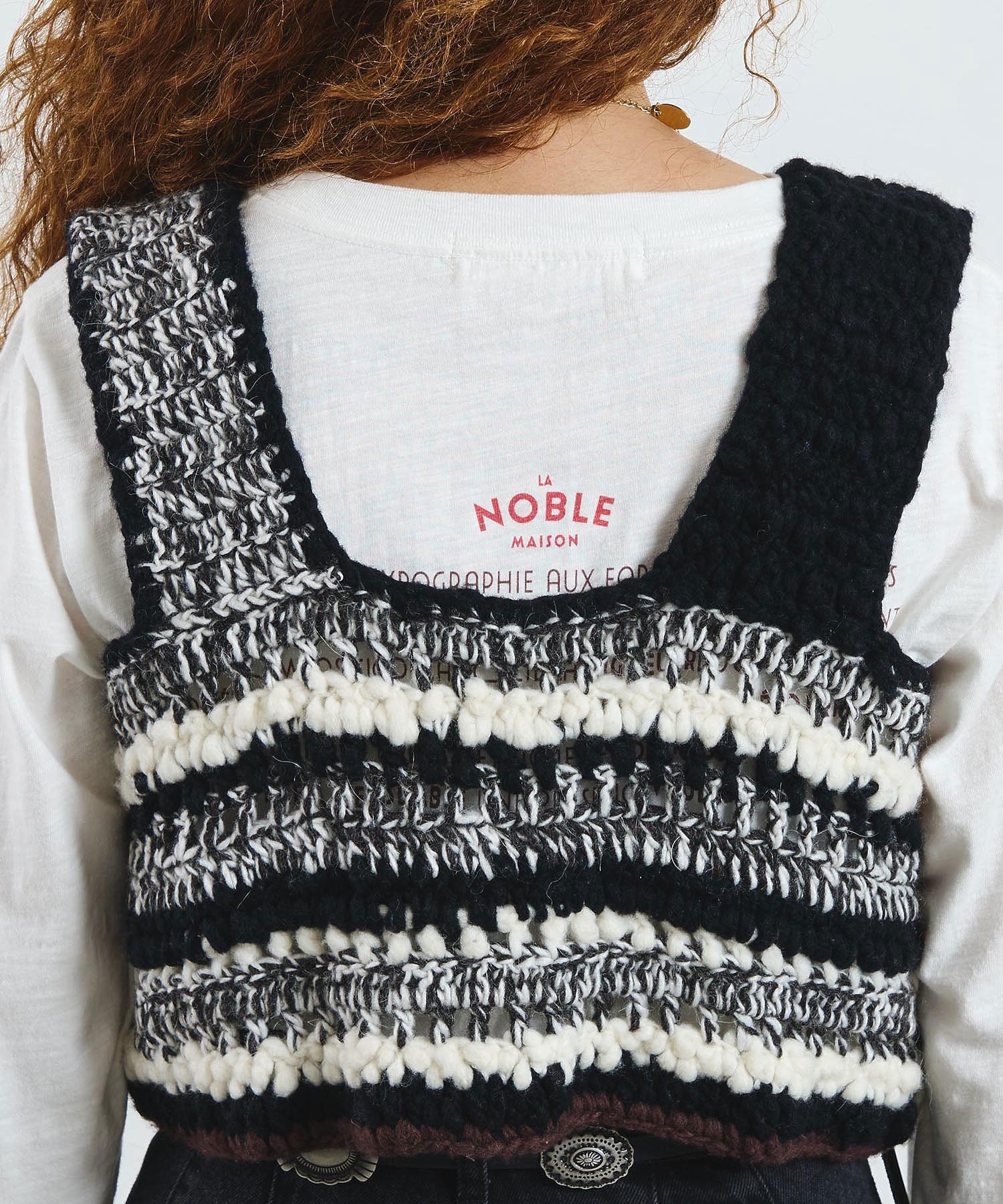 mag.by c/HAND KNIT VEST