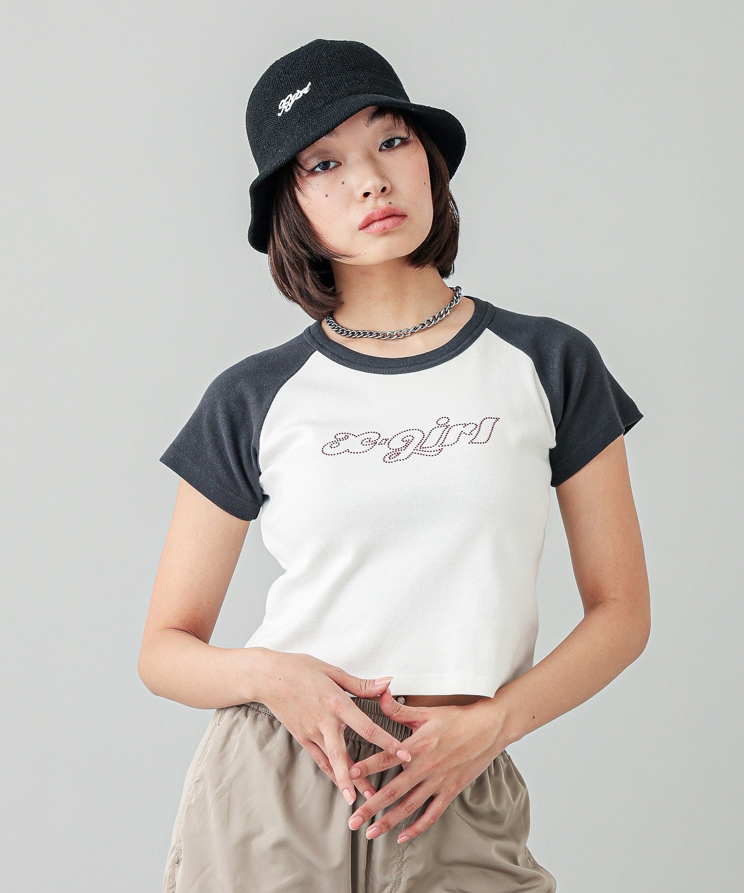 LOGO BUCKET HAT