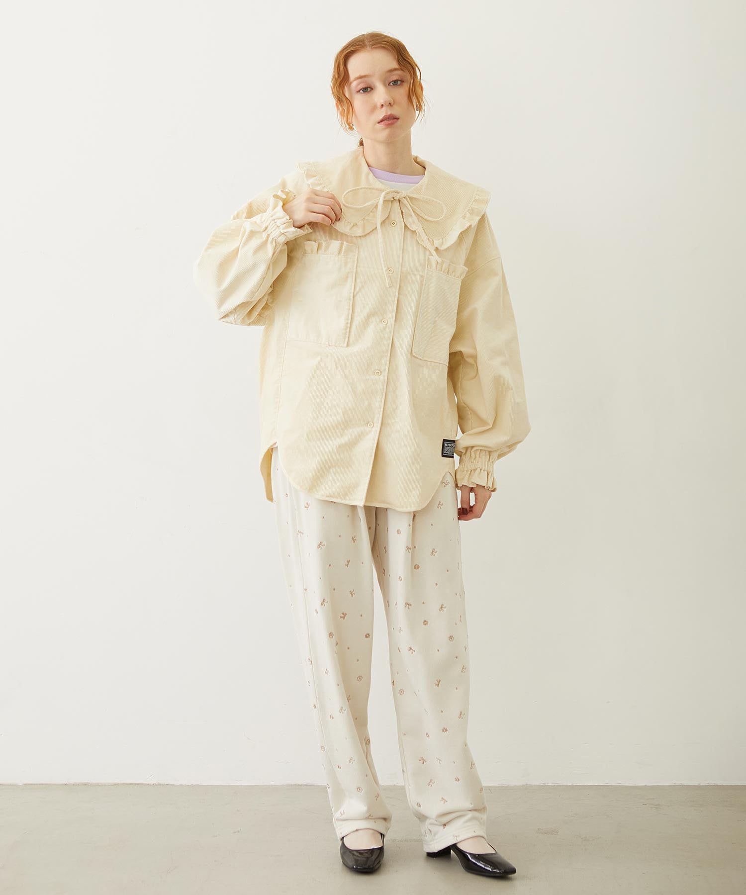 BIG COLLAR CORDUROY SHIRT