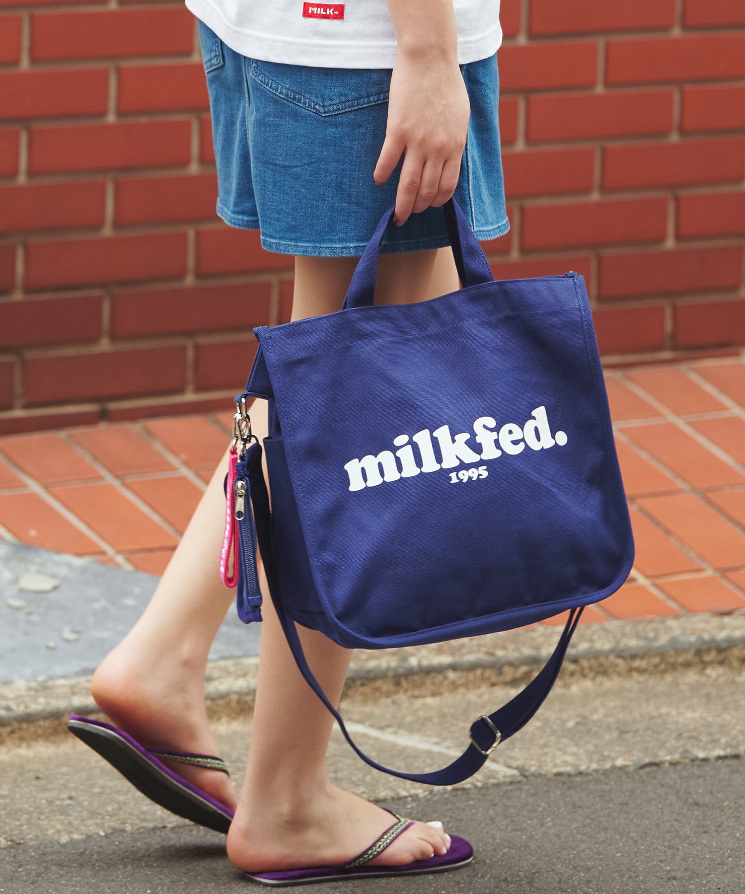 COOPER LOGO SHOULDER BAG MILKFED.