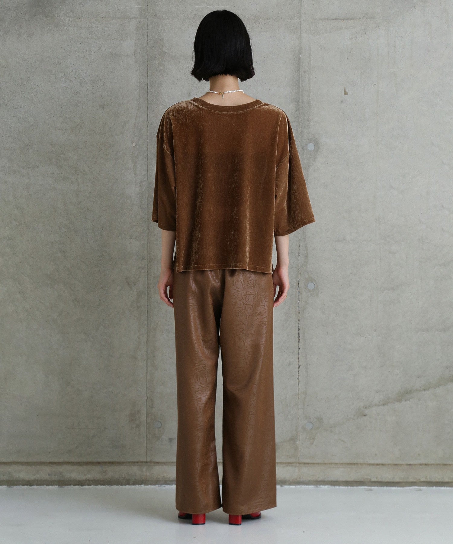 CHIGNON/ベロアメッシュTシャツ