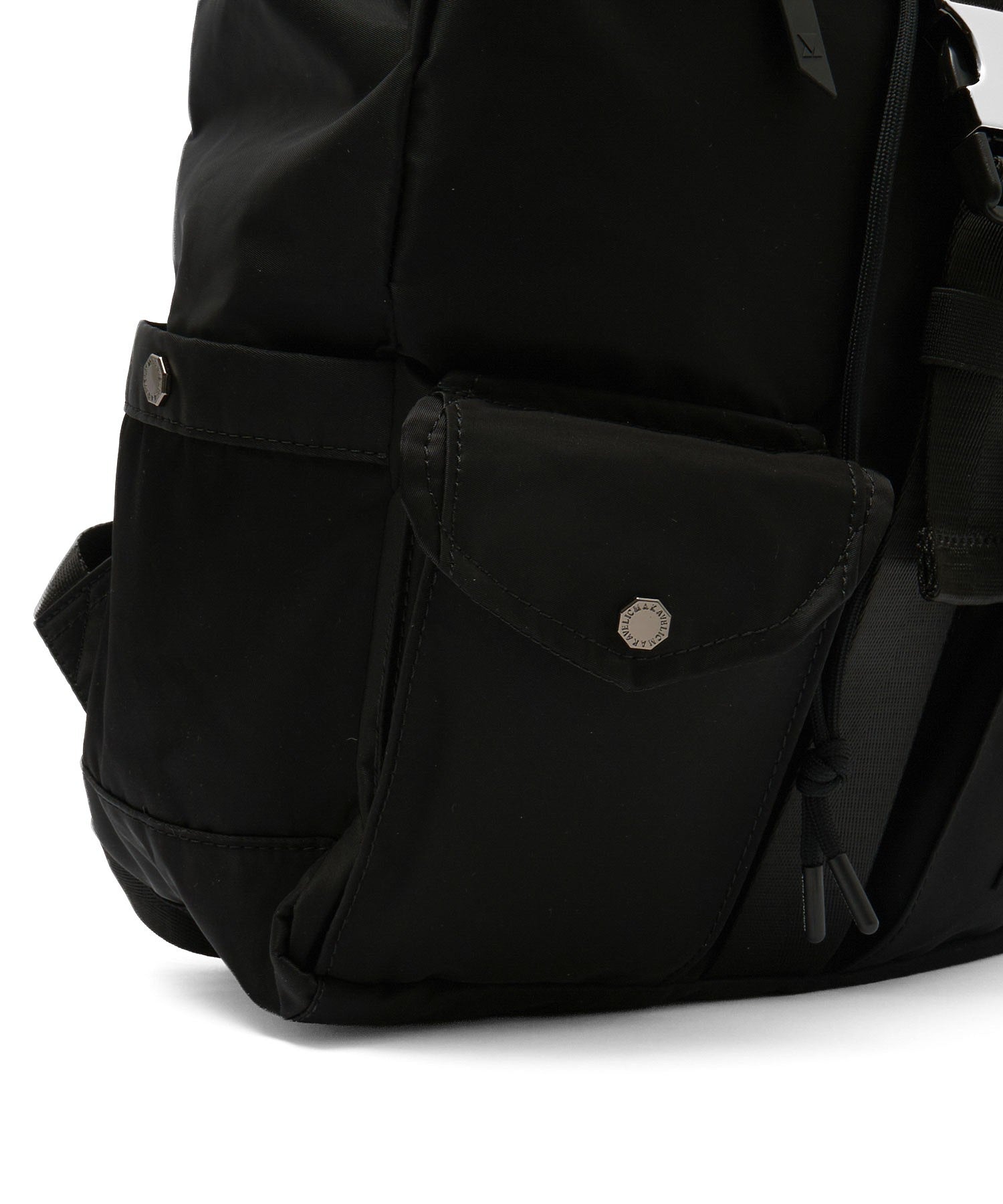 MAKAVELIC/GRACE DOUBLE POCKET 2 BACKPACK