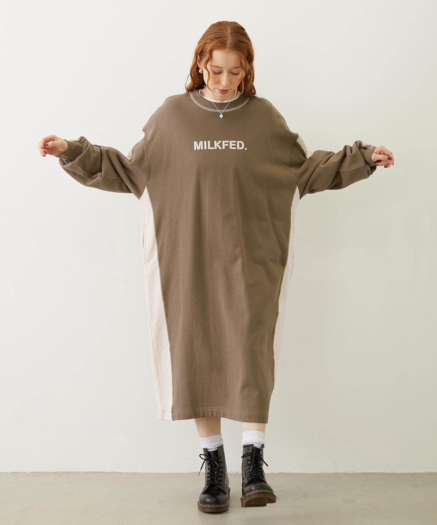 SIDE LINE SWEAT DRESS