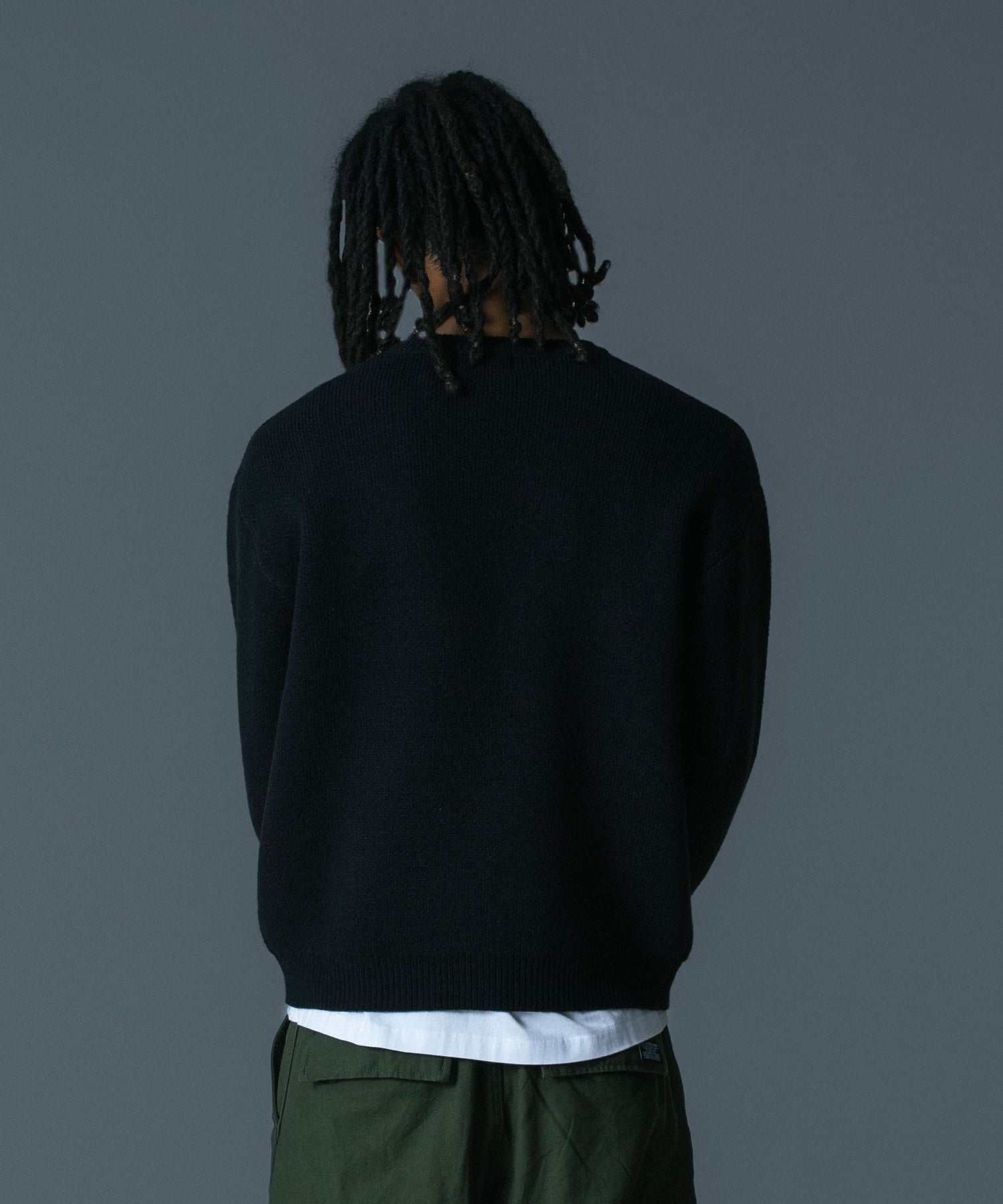 GORILLA CREWNECK KNIT SWEATER
