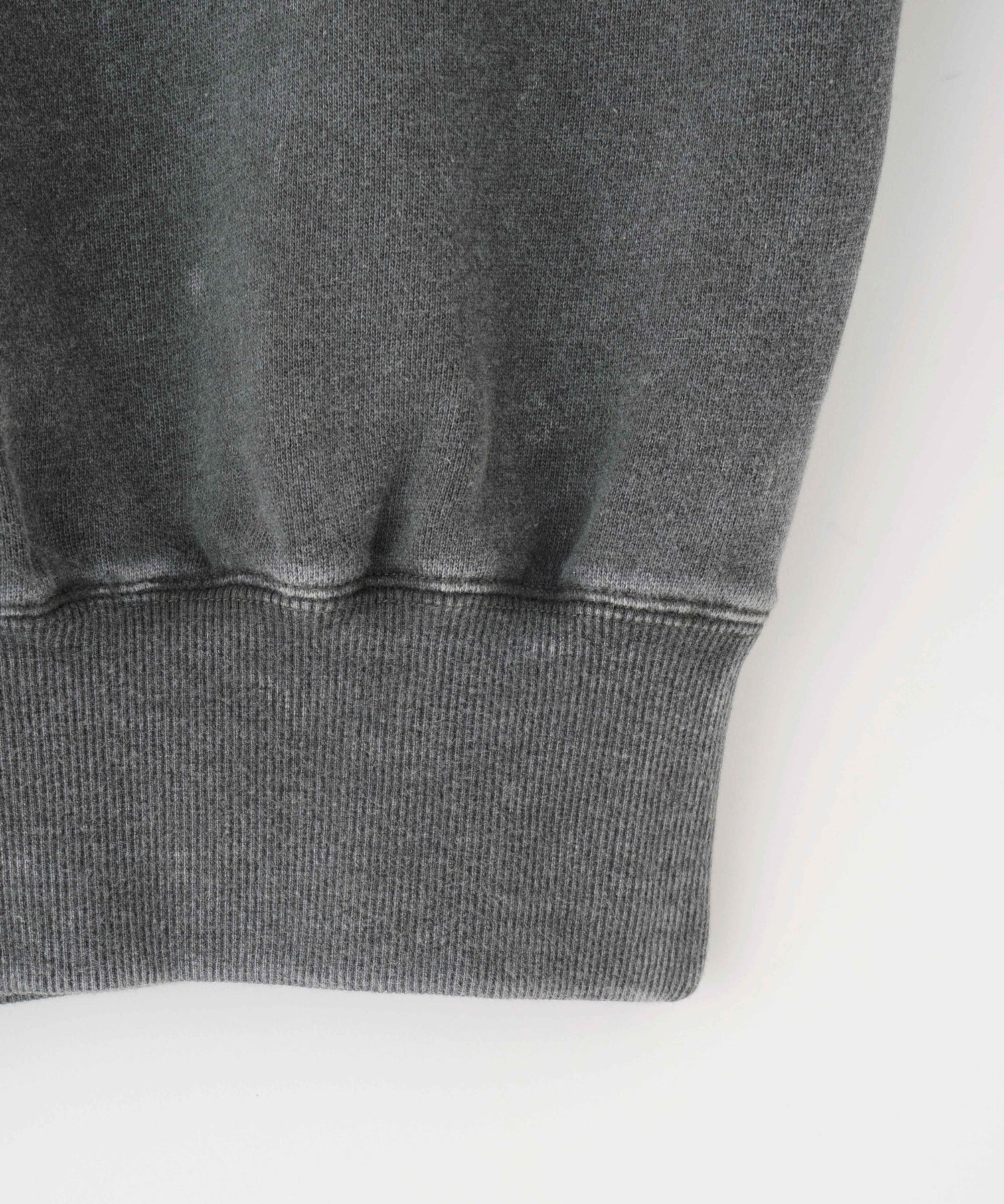 WIDE NECK SWEAT TOP