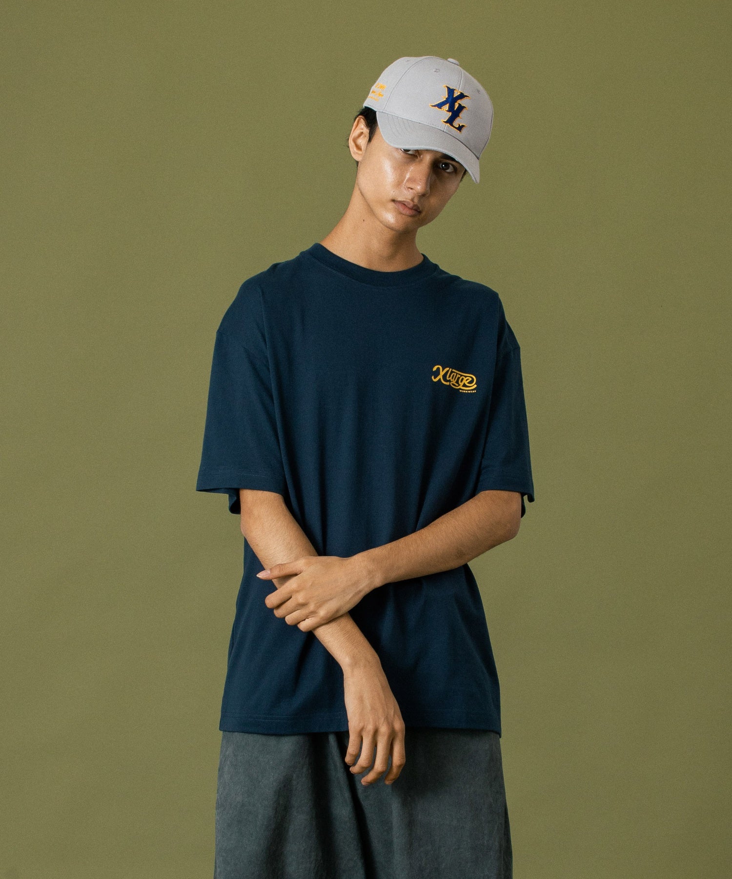 MODEL 身長183cm / 着用サイズ：Lサイズ