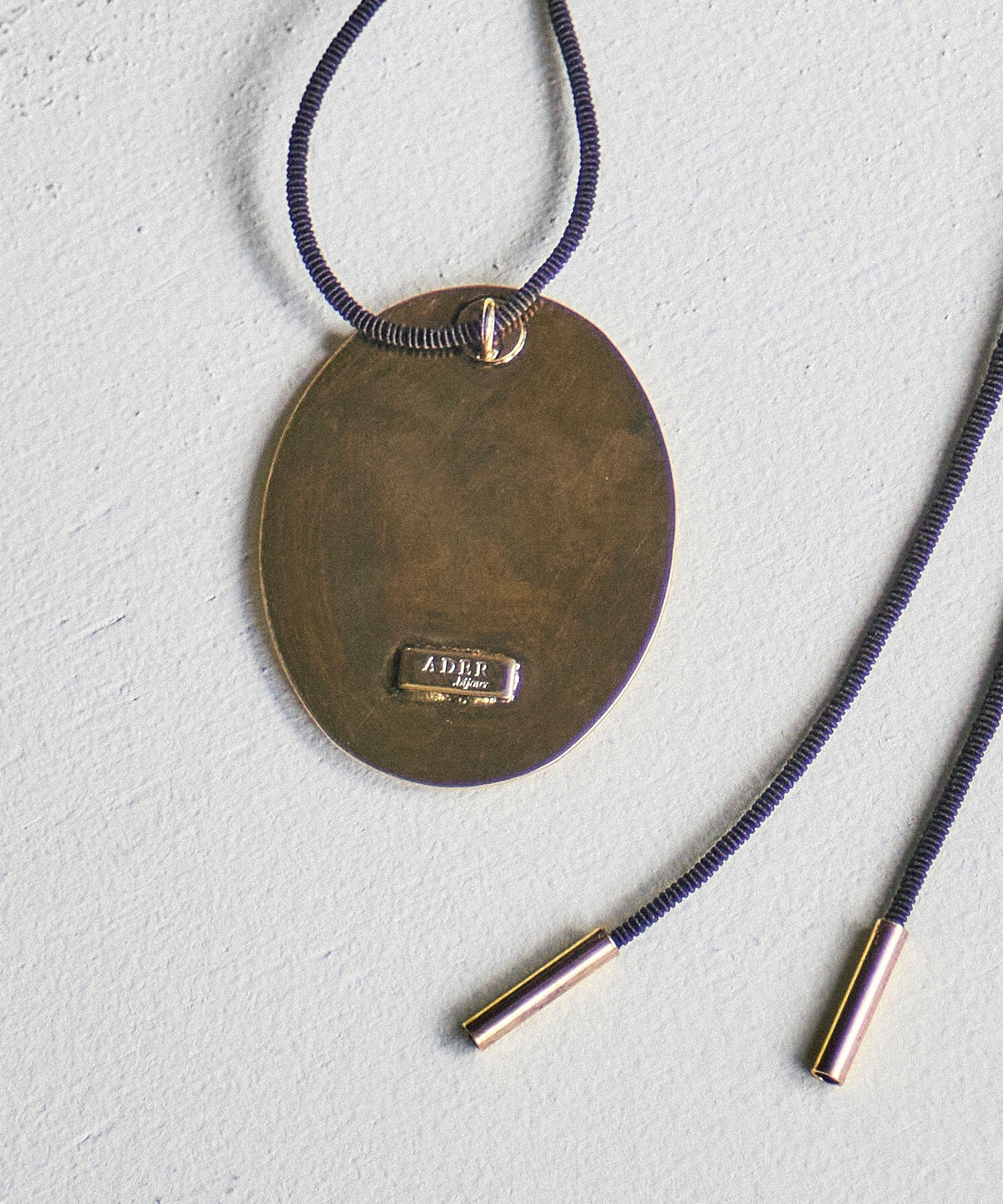 ADER.bijoux/VINTAGE METAL OVAL PENDANT