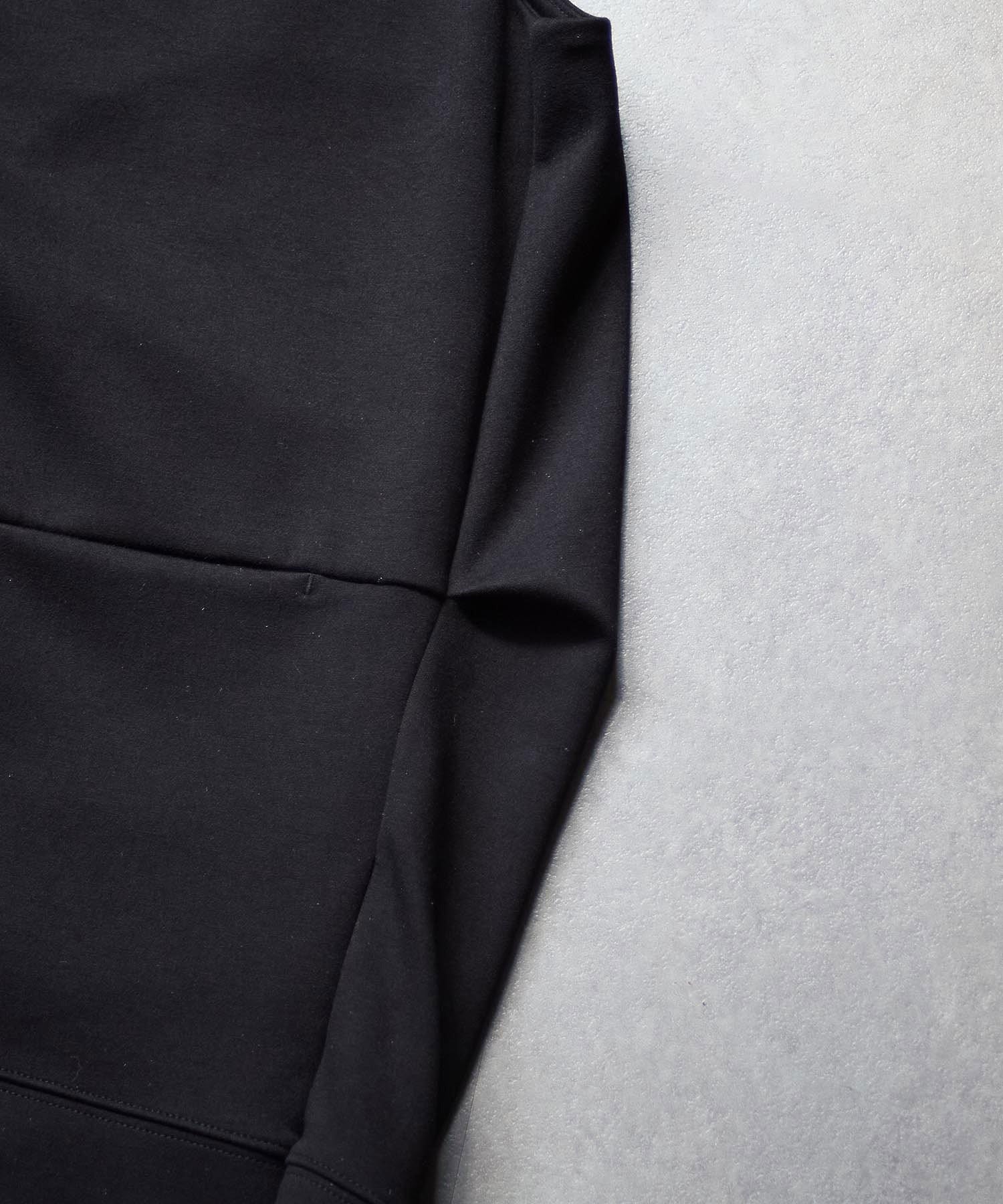 CHIGNON/ARDBOARD VNECK VEST
