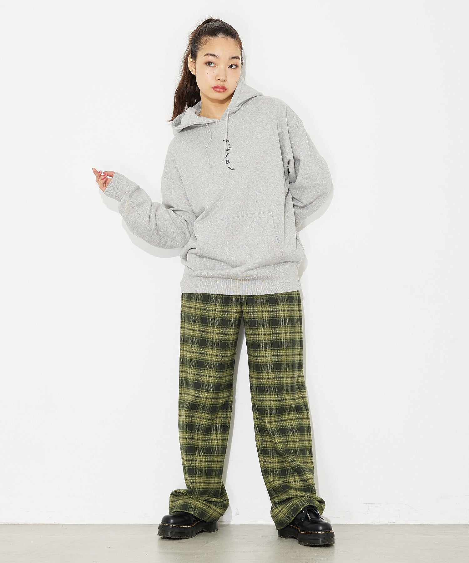 model:富樫かなえ H:161cm 着用サイズ:M