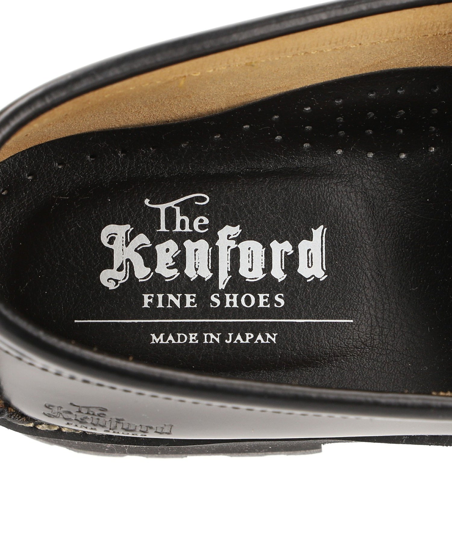 The Kenford fine shoes/TANK SOLE QUILT TASSEL LOAFERS