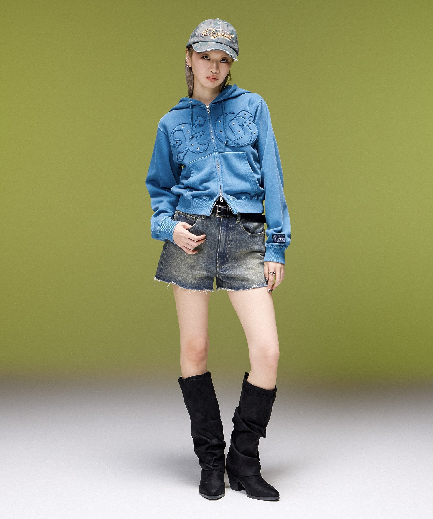 METAL LOGO STUDDED FAUX LEATHER BELT