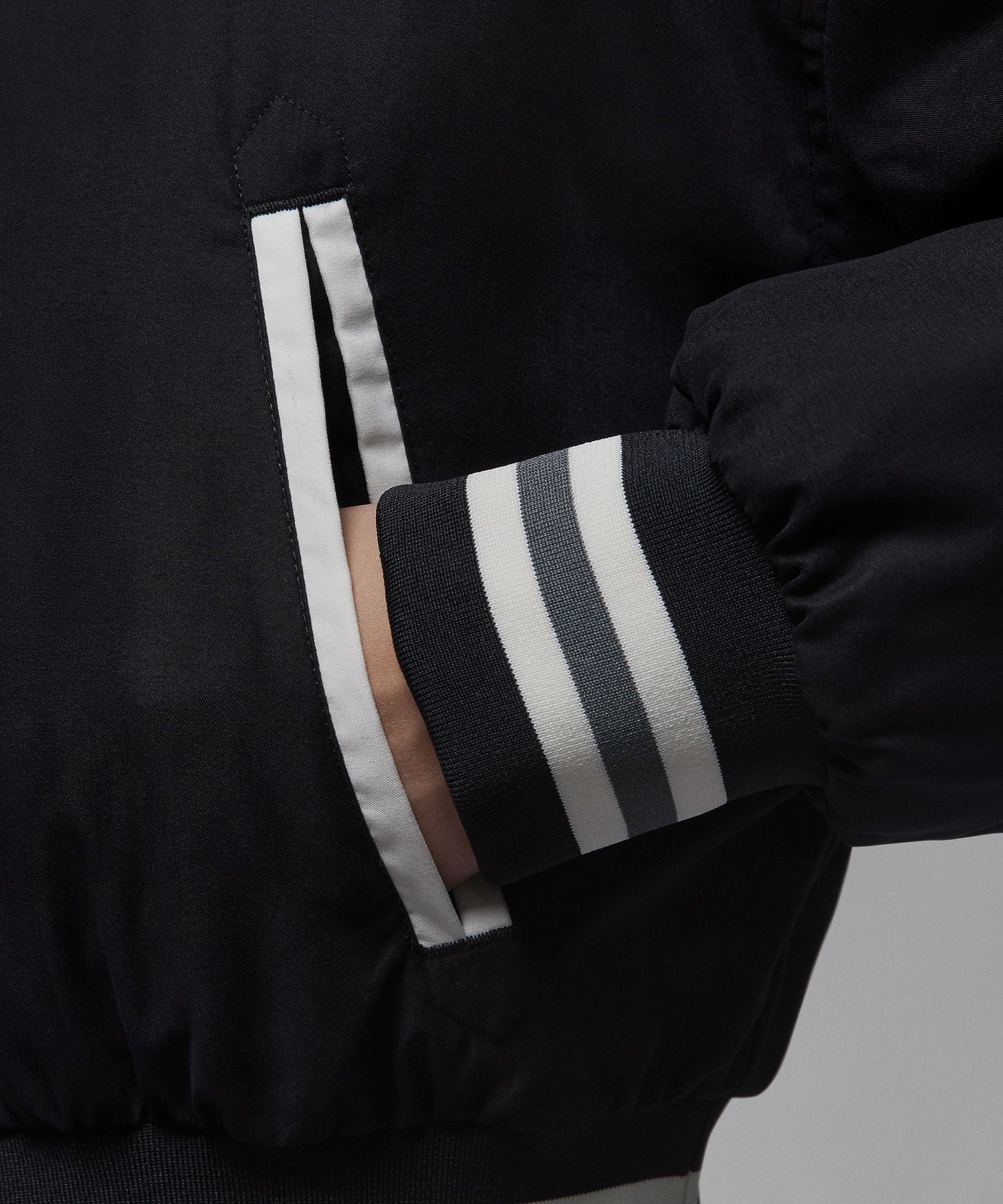 NIKE/ナイキ/WMNS AS W J BRK VARSITY JKT FILL HV0404