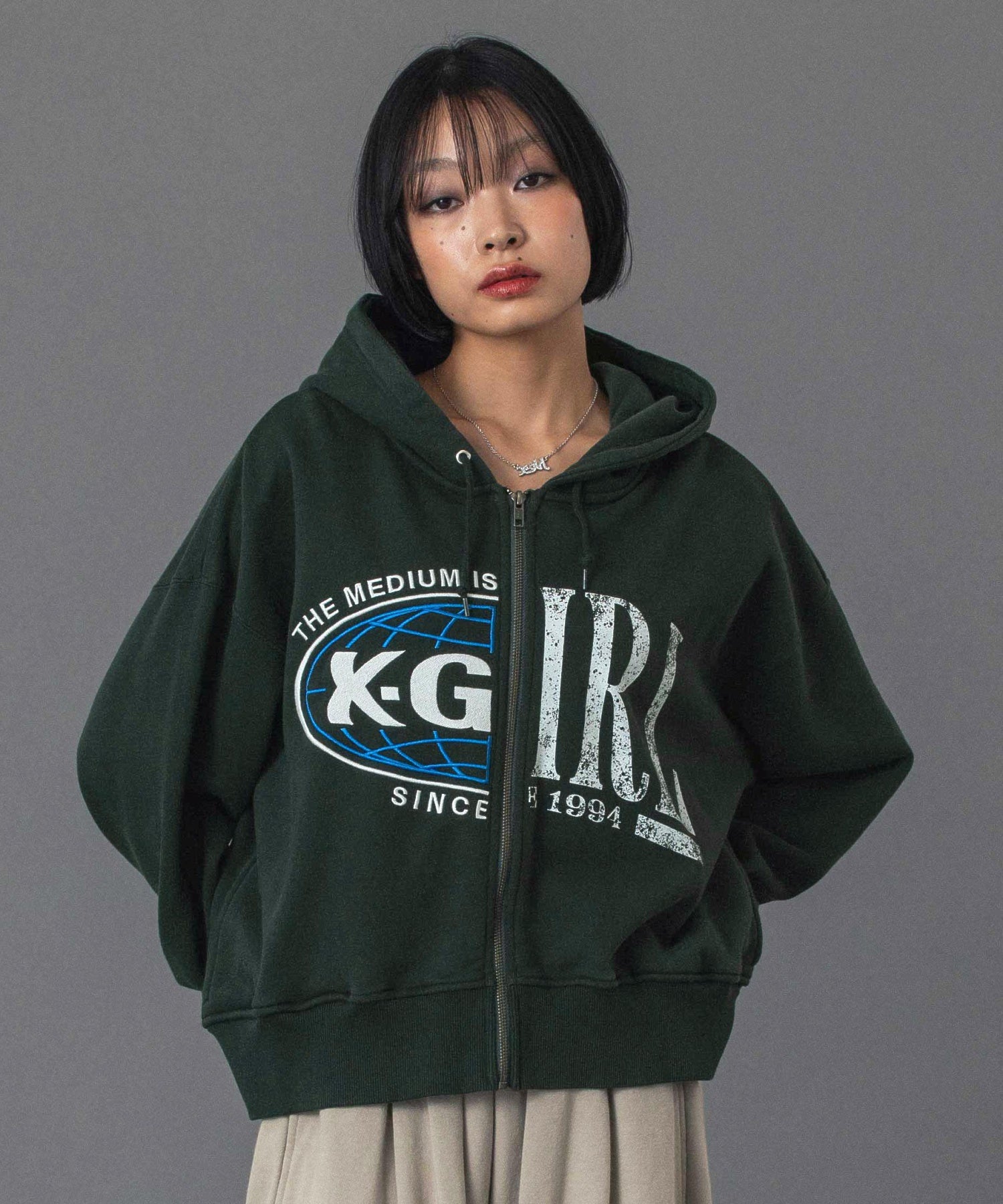 PANELED GRAPHIC ZIP UP SWEAT HOODIE
