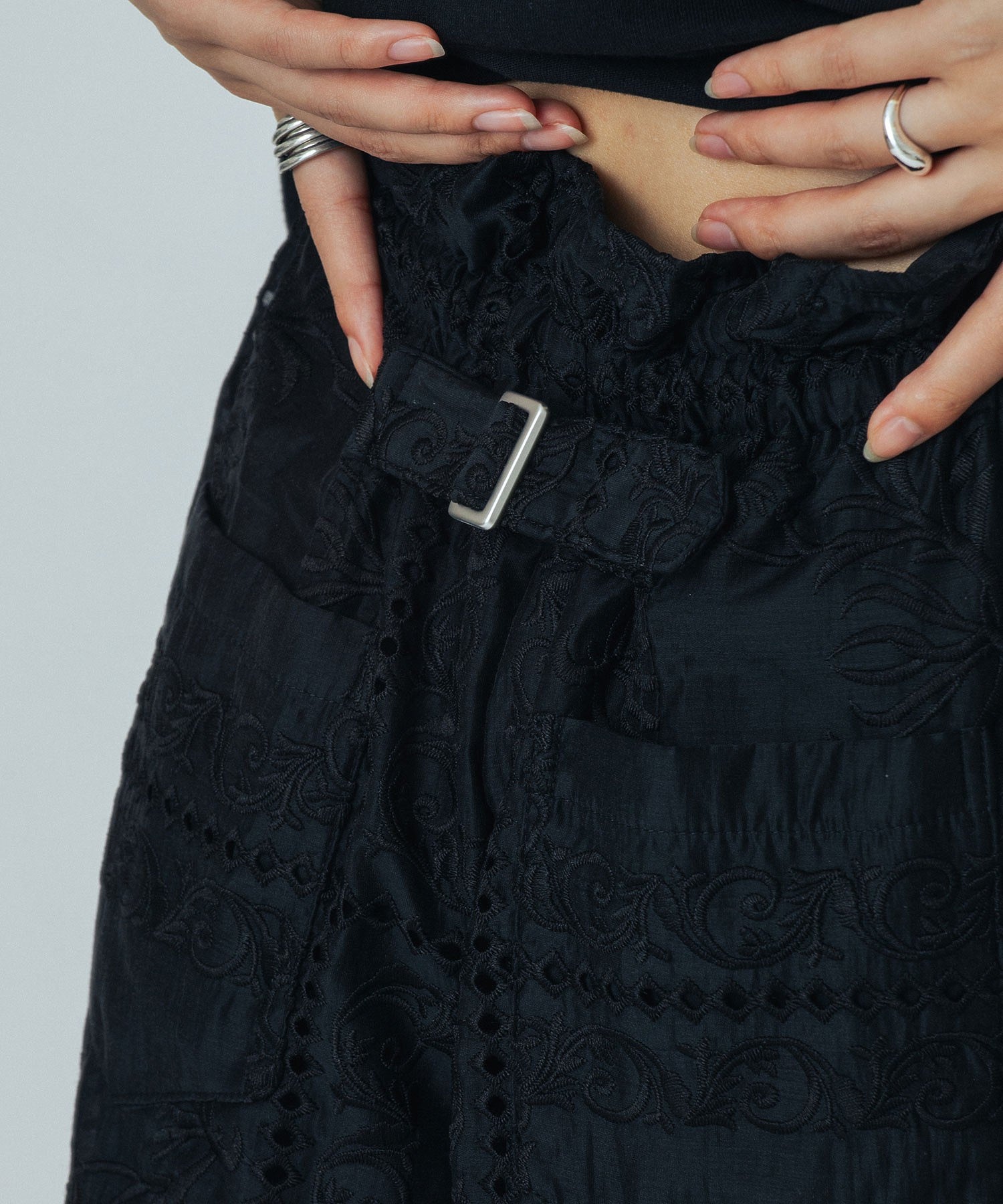 EMBROIDERY PANTS