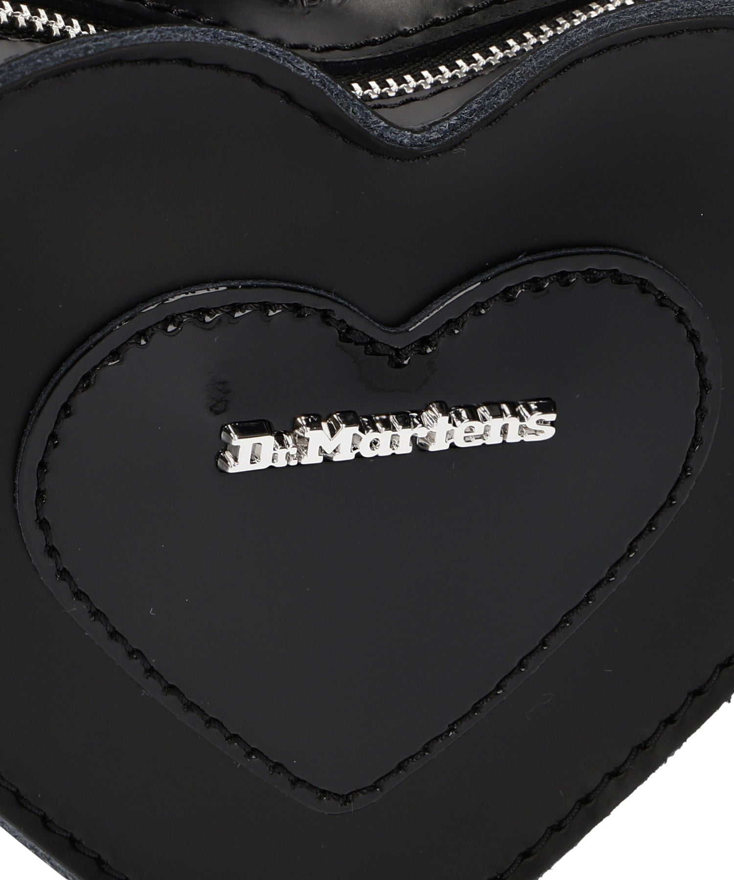 Dr.Martens AD 092001 Mini Heart Bag