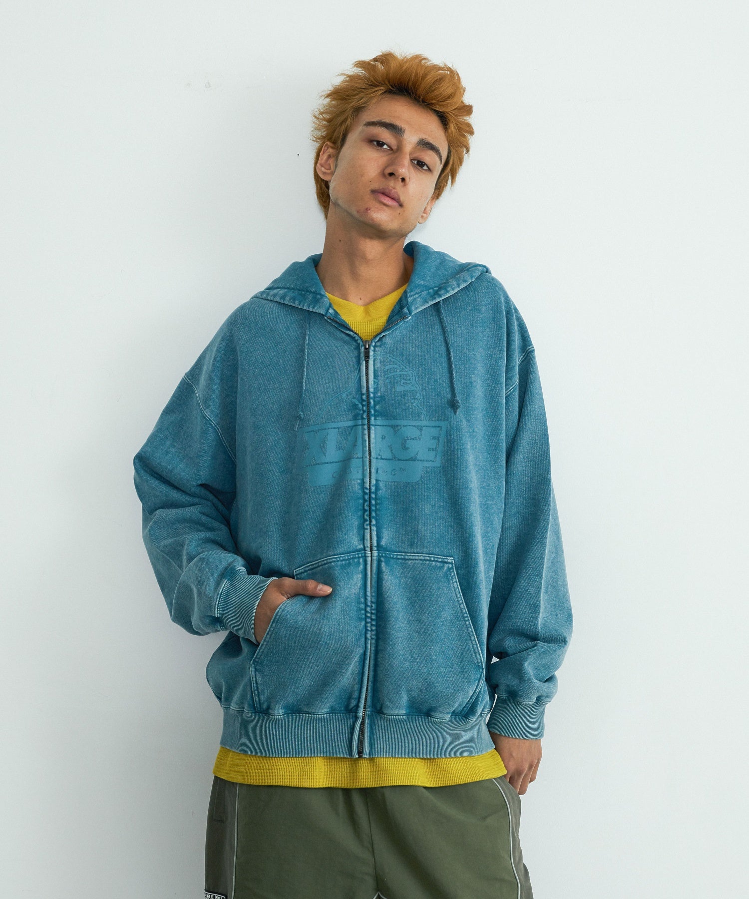 MODEL身長：183cm / 着用サイズ：Lサイズ