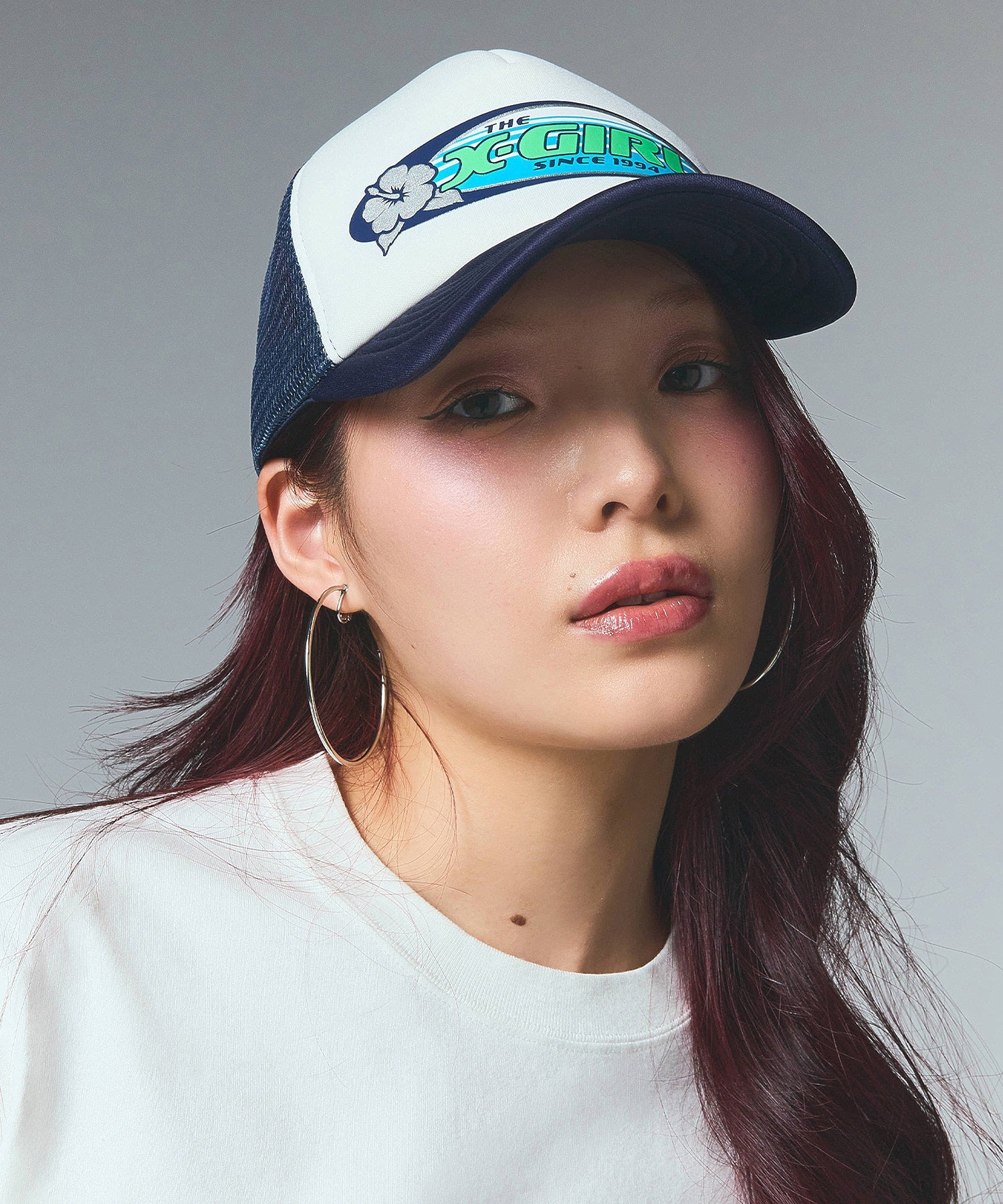 HIBISCUS OVAL LOGO TRUCKER CAP
