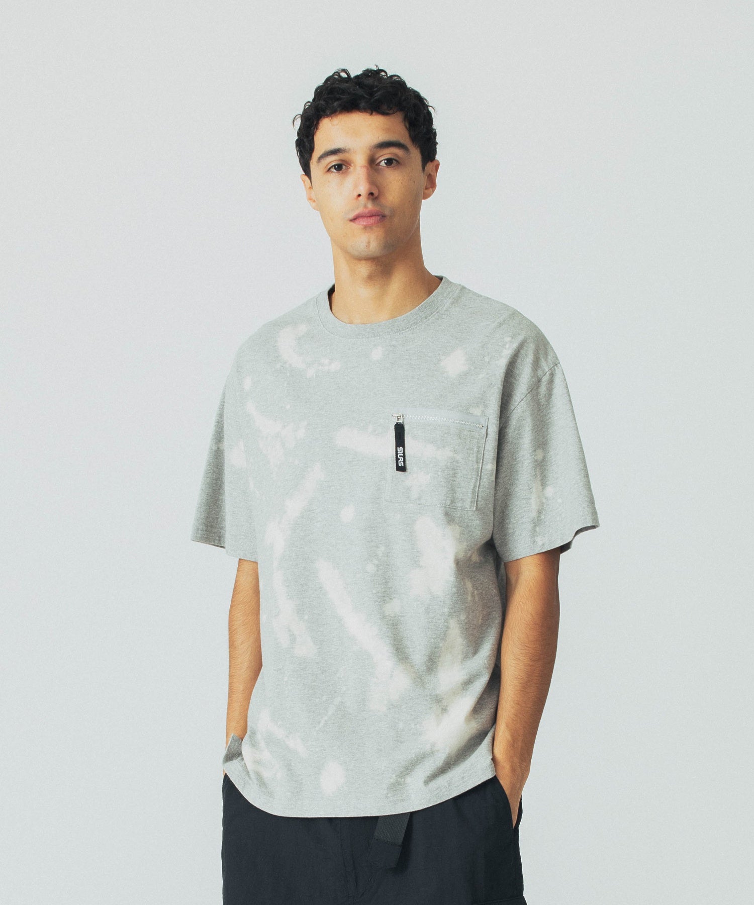 BLEACH ZIP POCKET S/S TEE