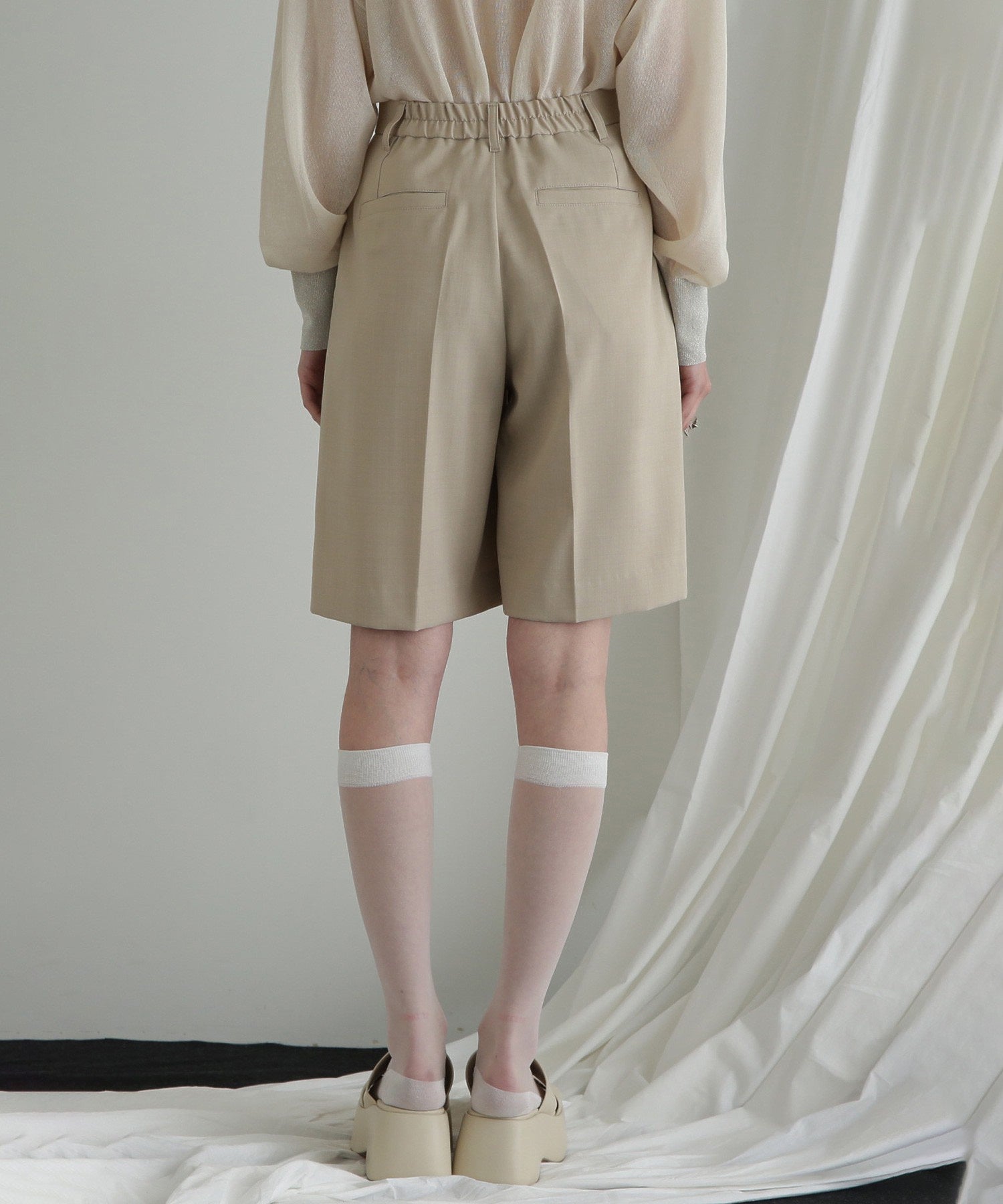 ショートパンツ