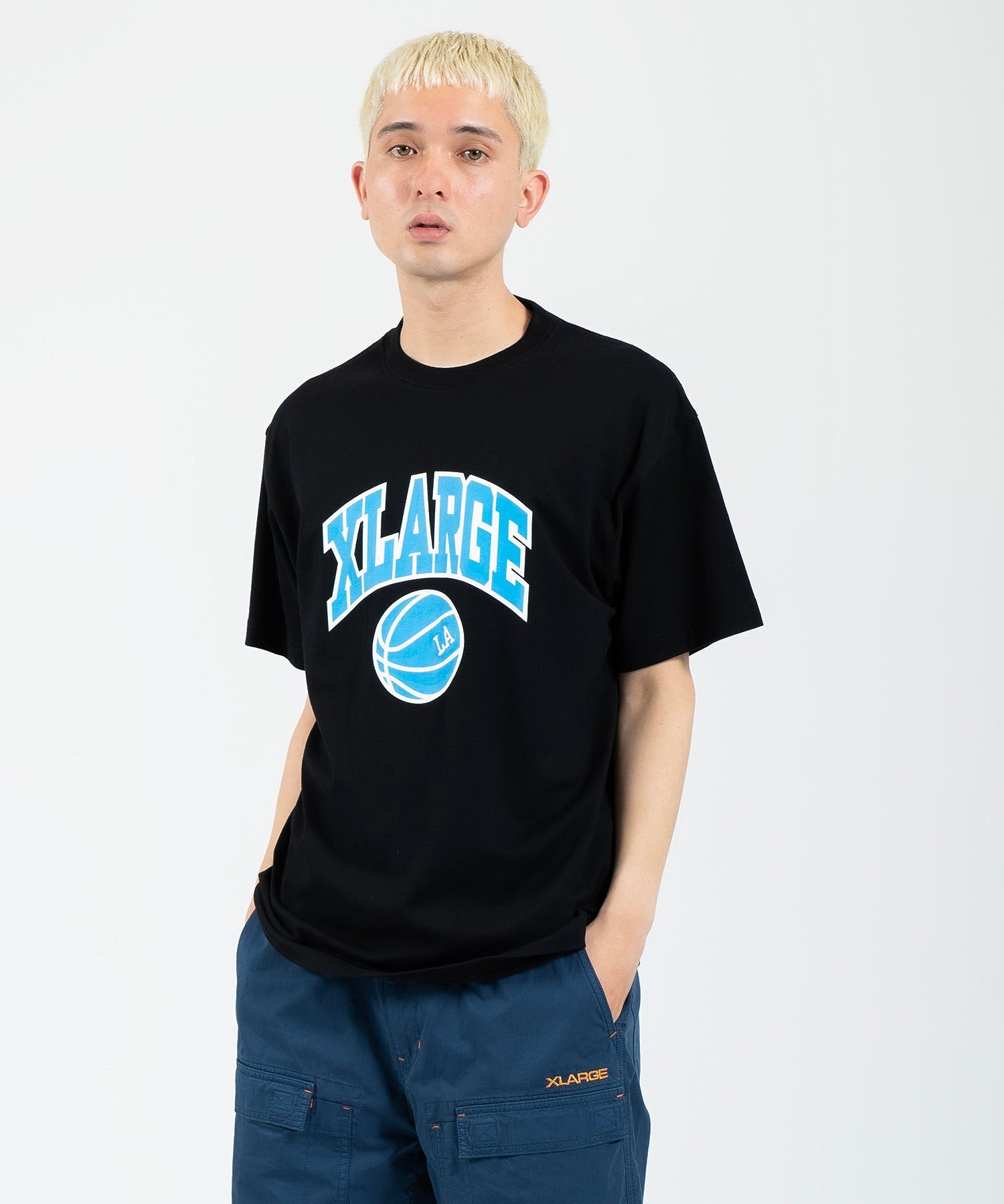MODEL 身長178cm / 着用サイズ：Lサイズ ※商品の色味の目安は、商品単体の画像をご参照ください。