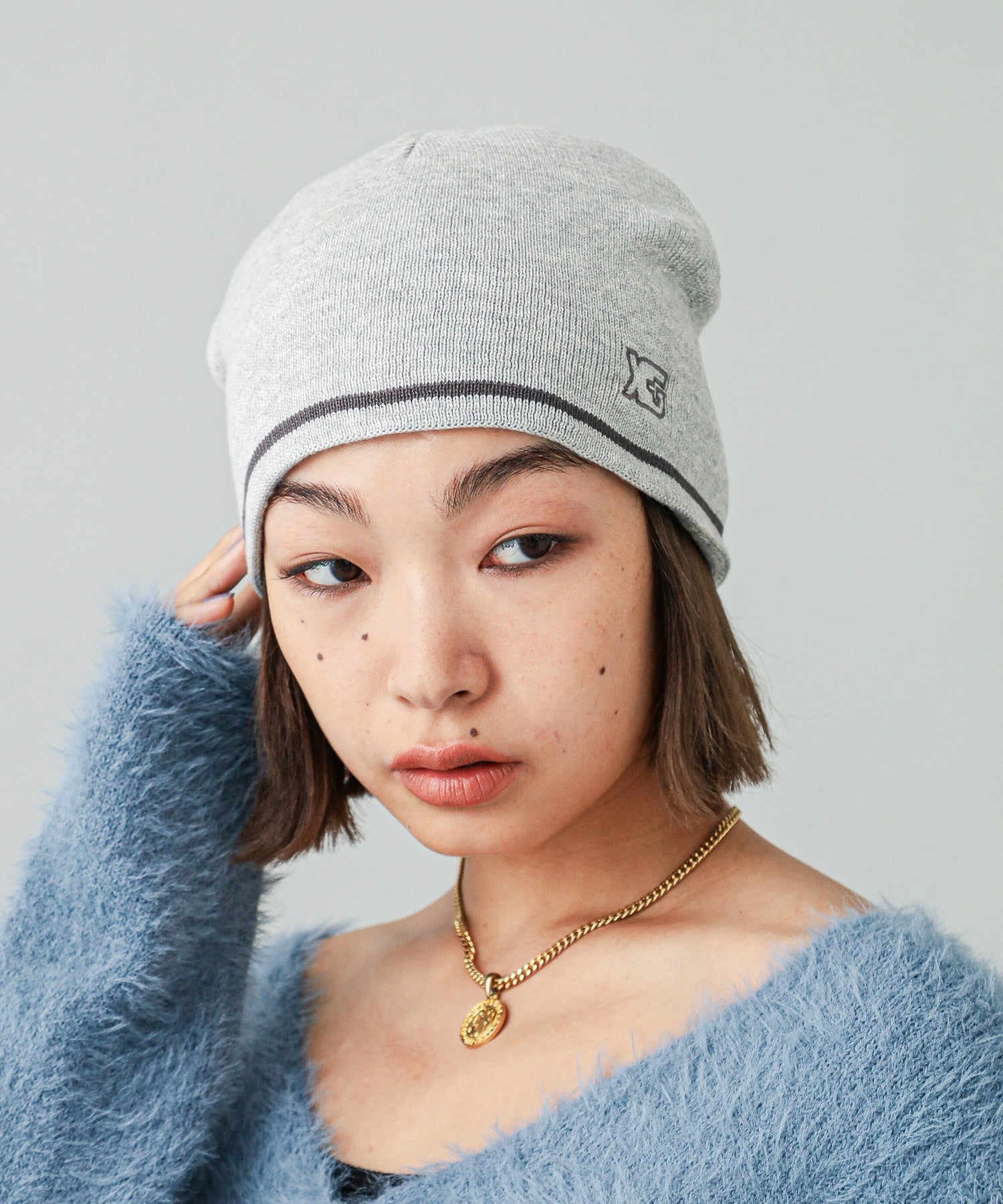 REVERSIBLE BEANIE