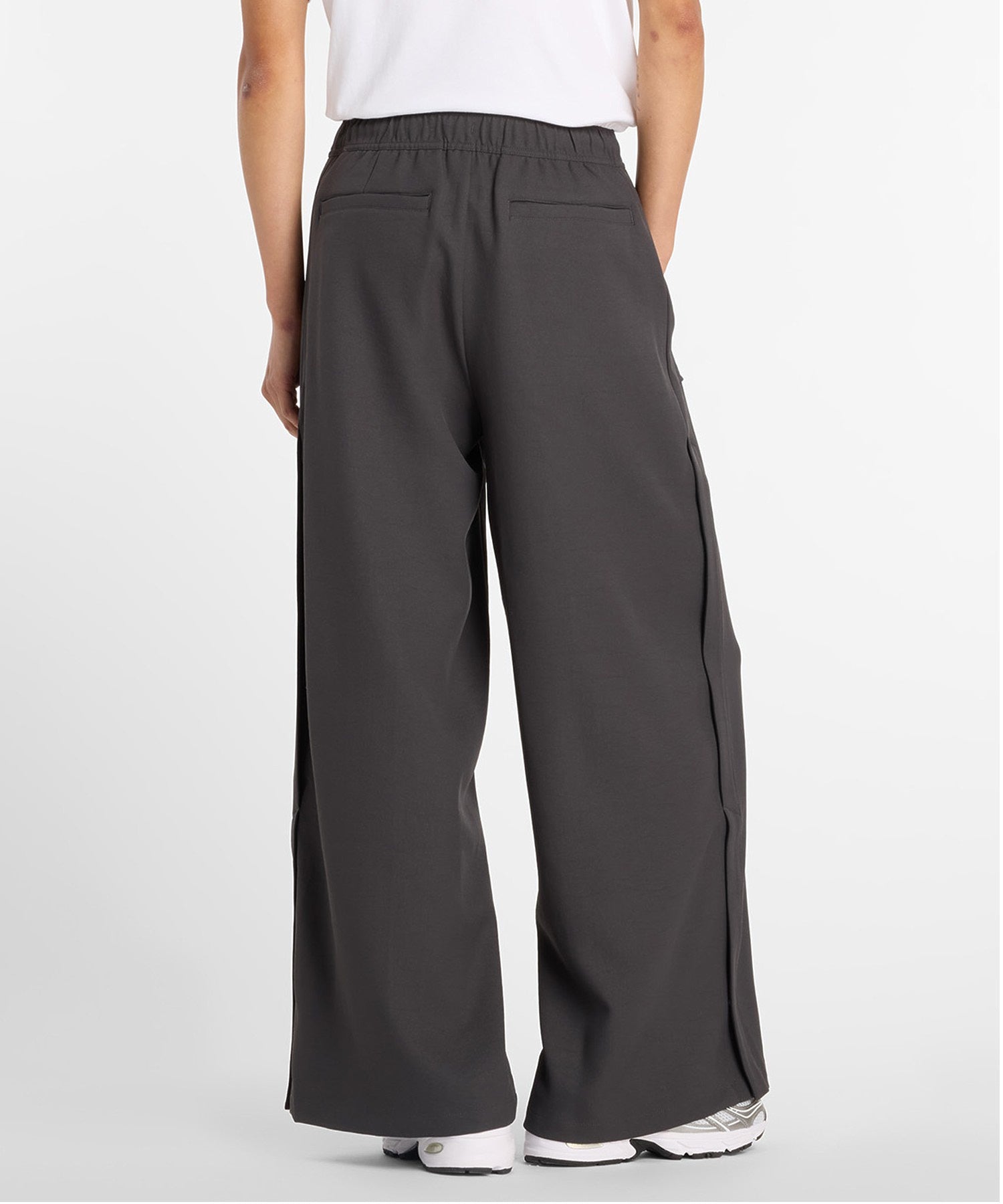 NEW BALANCE/ニューバランス/W NB Grey SIDE SNAP PANT WB61Y2ZJ