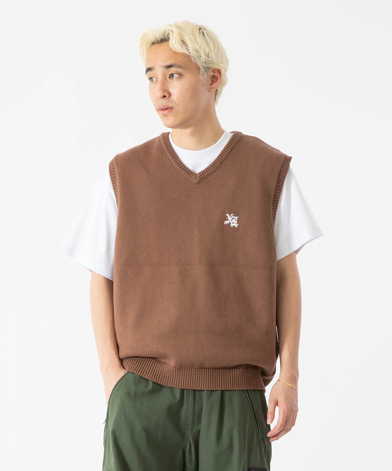 MODEL 身長178cm / 着用サイズ：Lサイズ ※商品の色味の目安は、商品単体の画像をご参照ください。