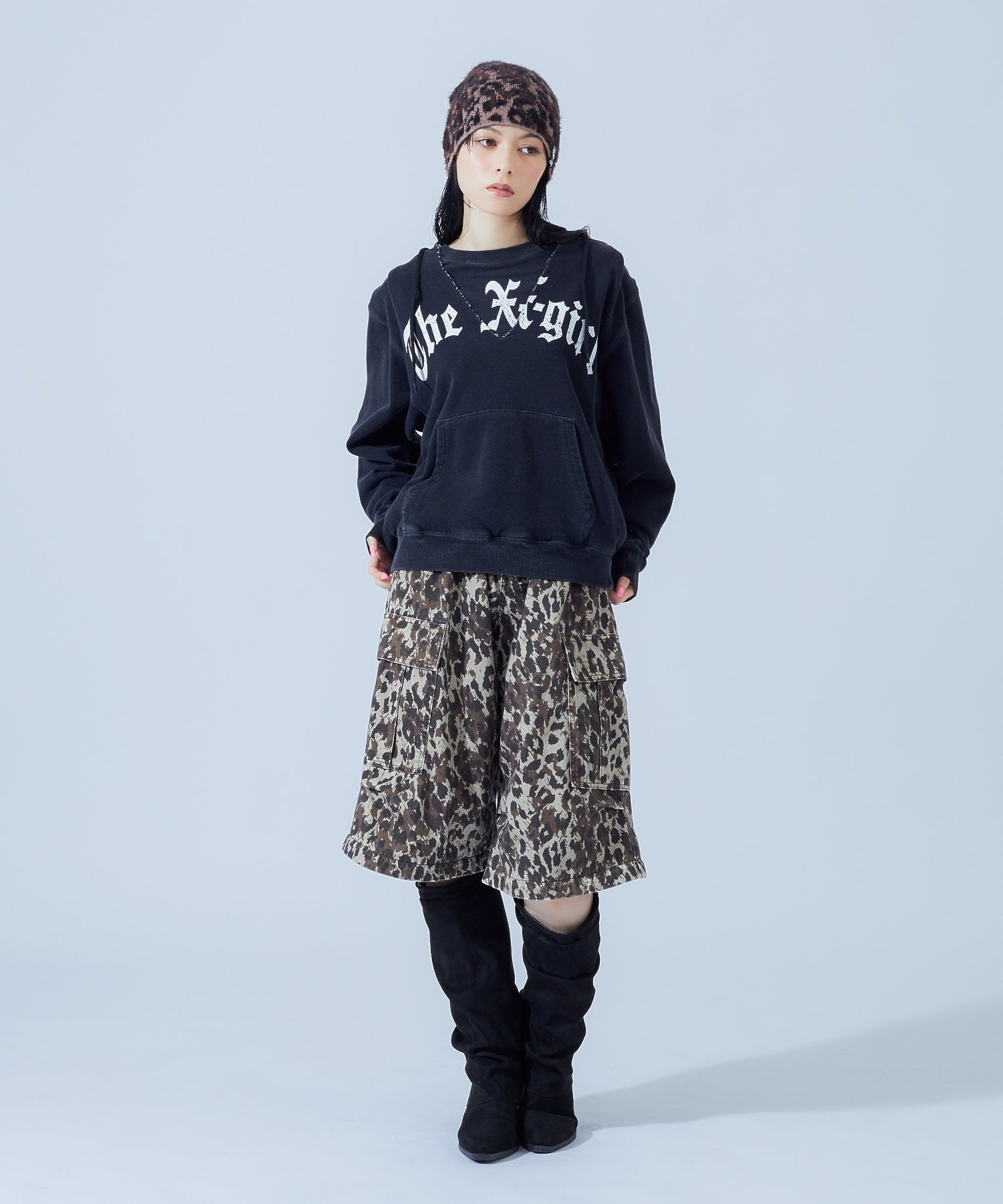 LAYERED STYLE FRONT SLIT SWEAT HOODIE