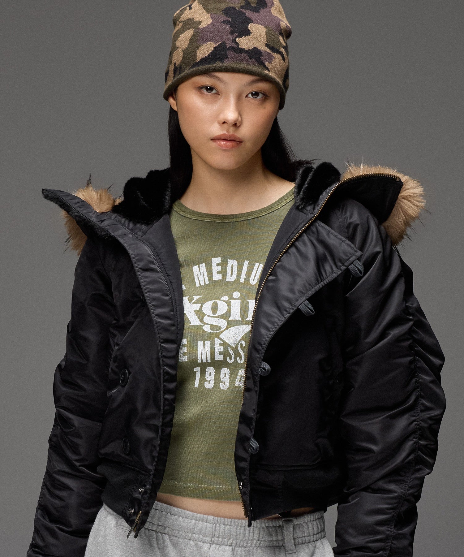 MIXED FONT FADED L/S COMPACT TOP