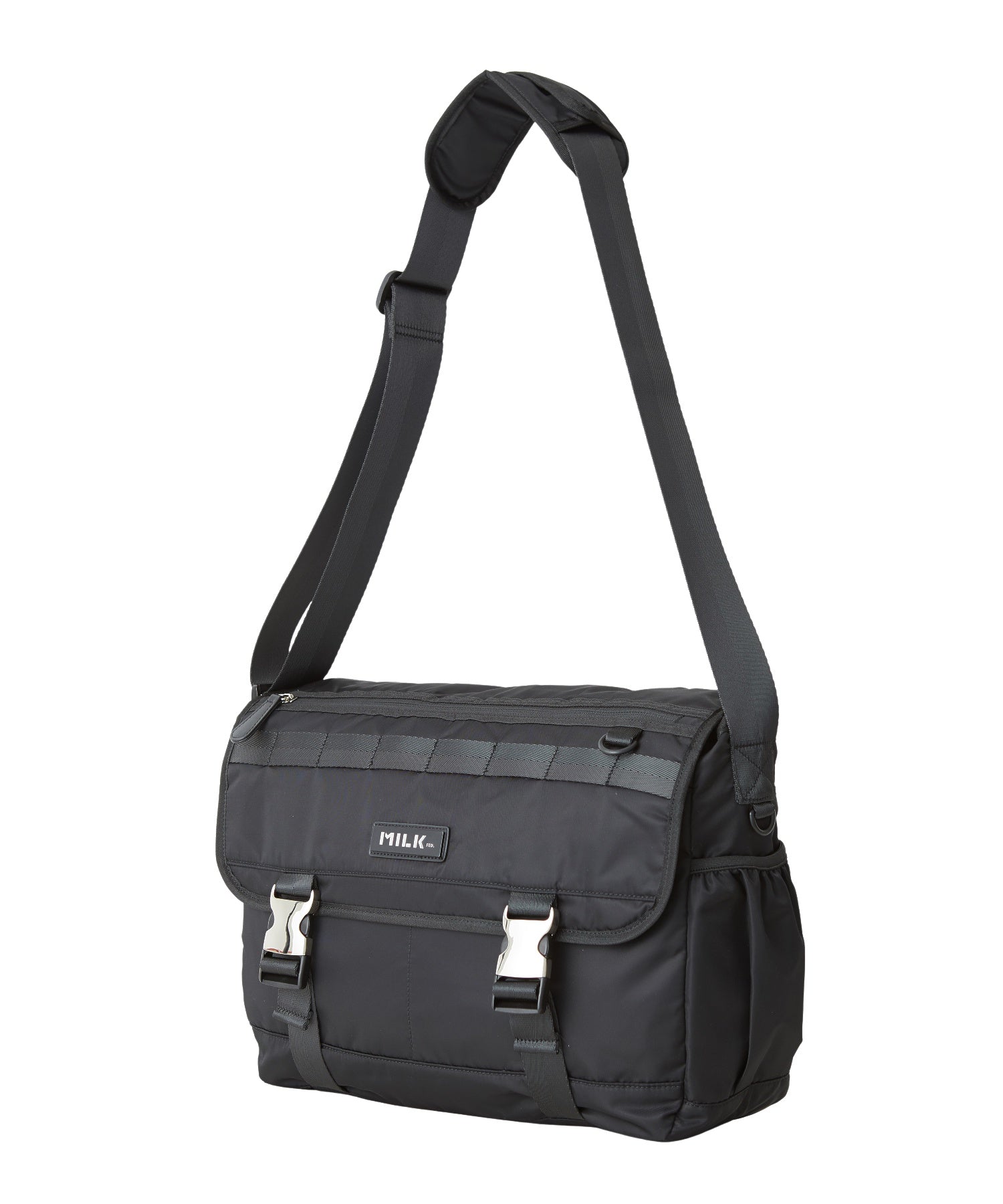 LOGO PLATE MESSENGER BAG MILKFED.