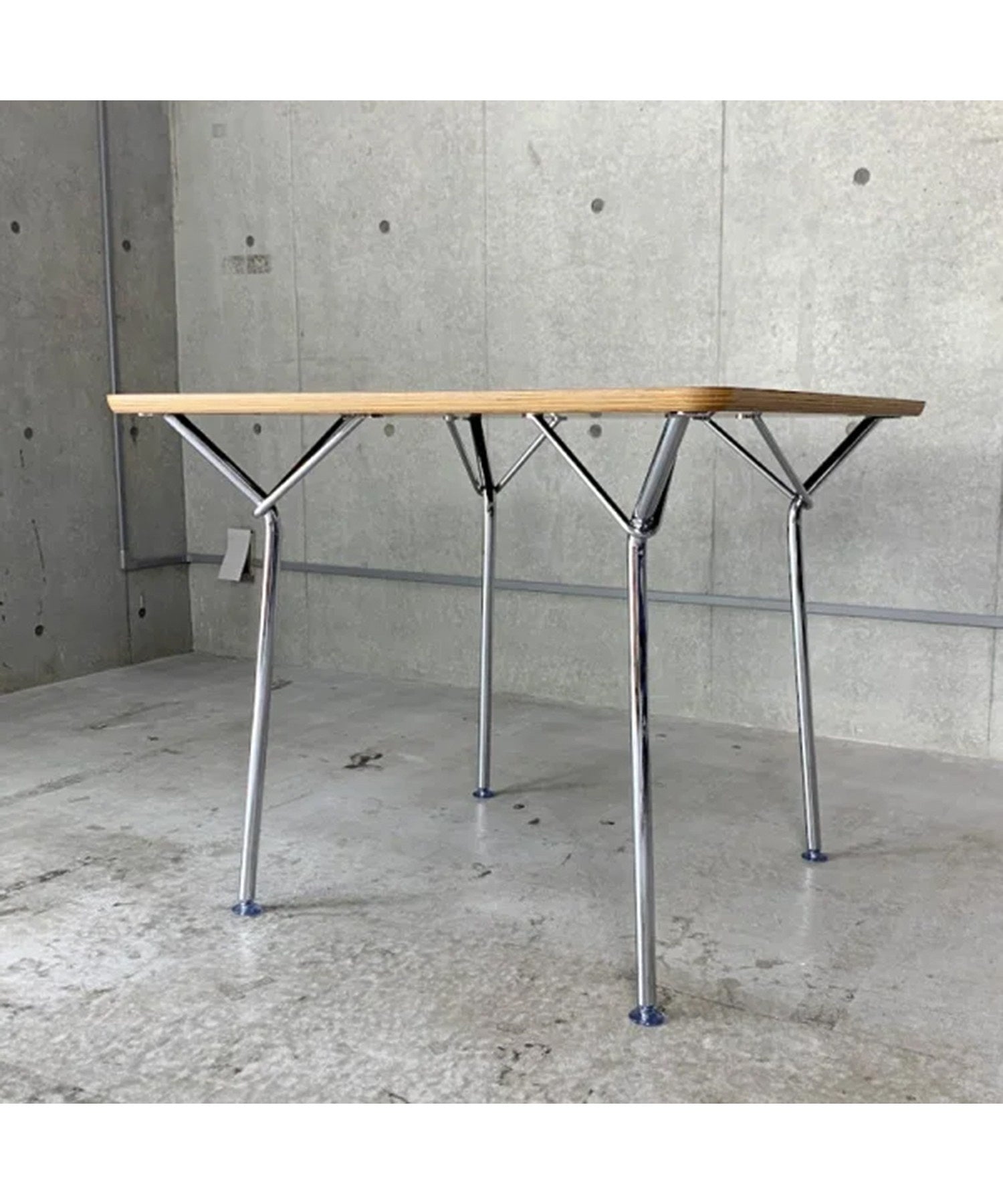 TENDO Yanagi Dining Table T-2729ME-NT