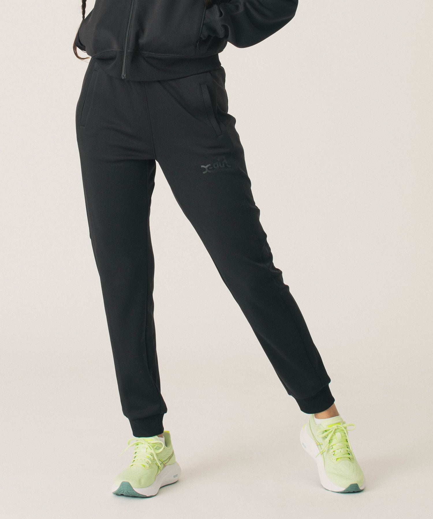 TRACK PANTS