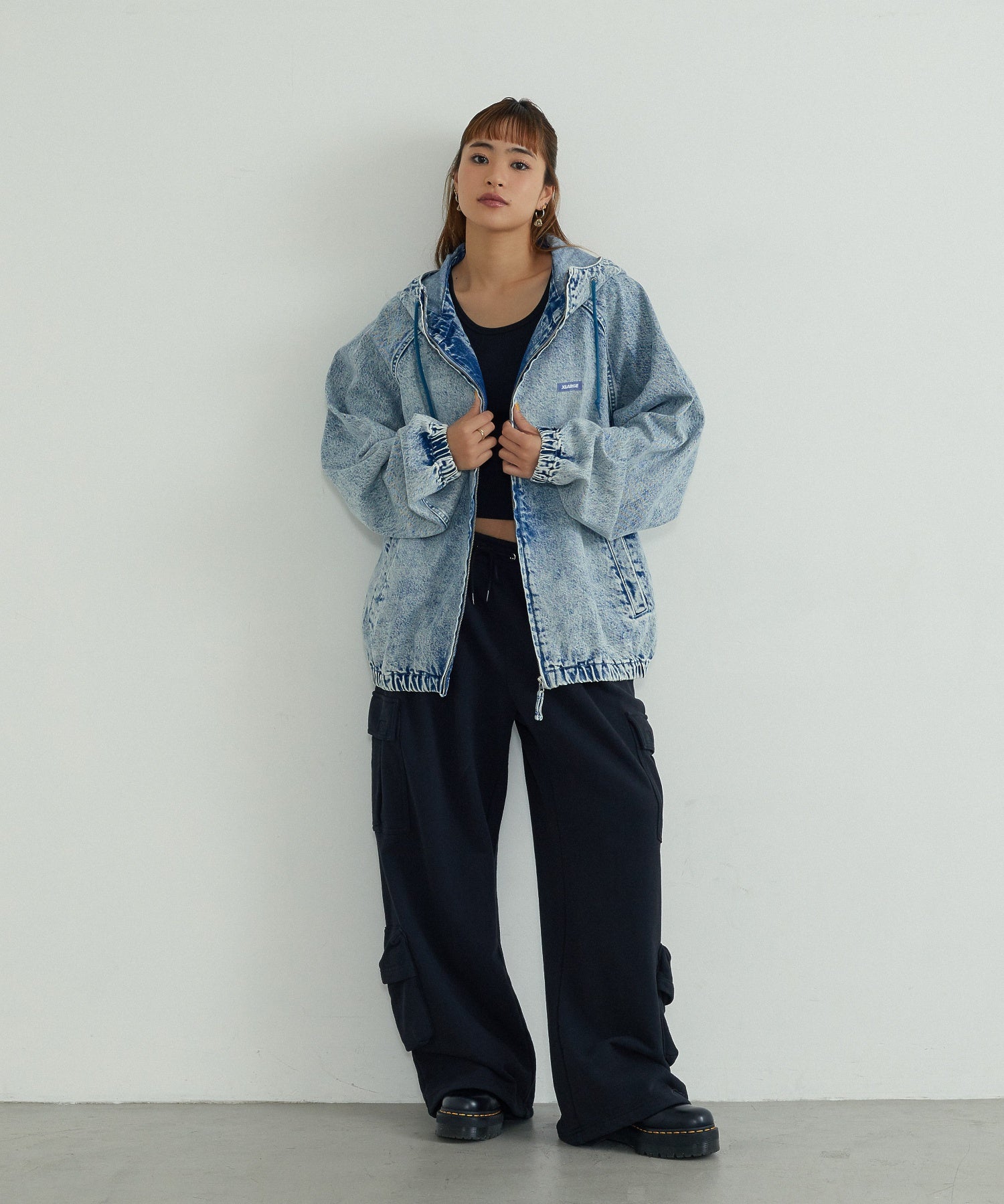 LIGHT HOODED JACKET
